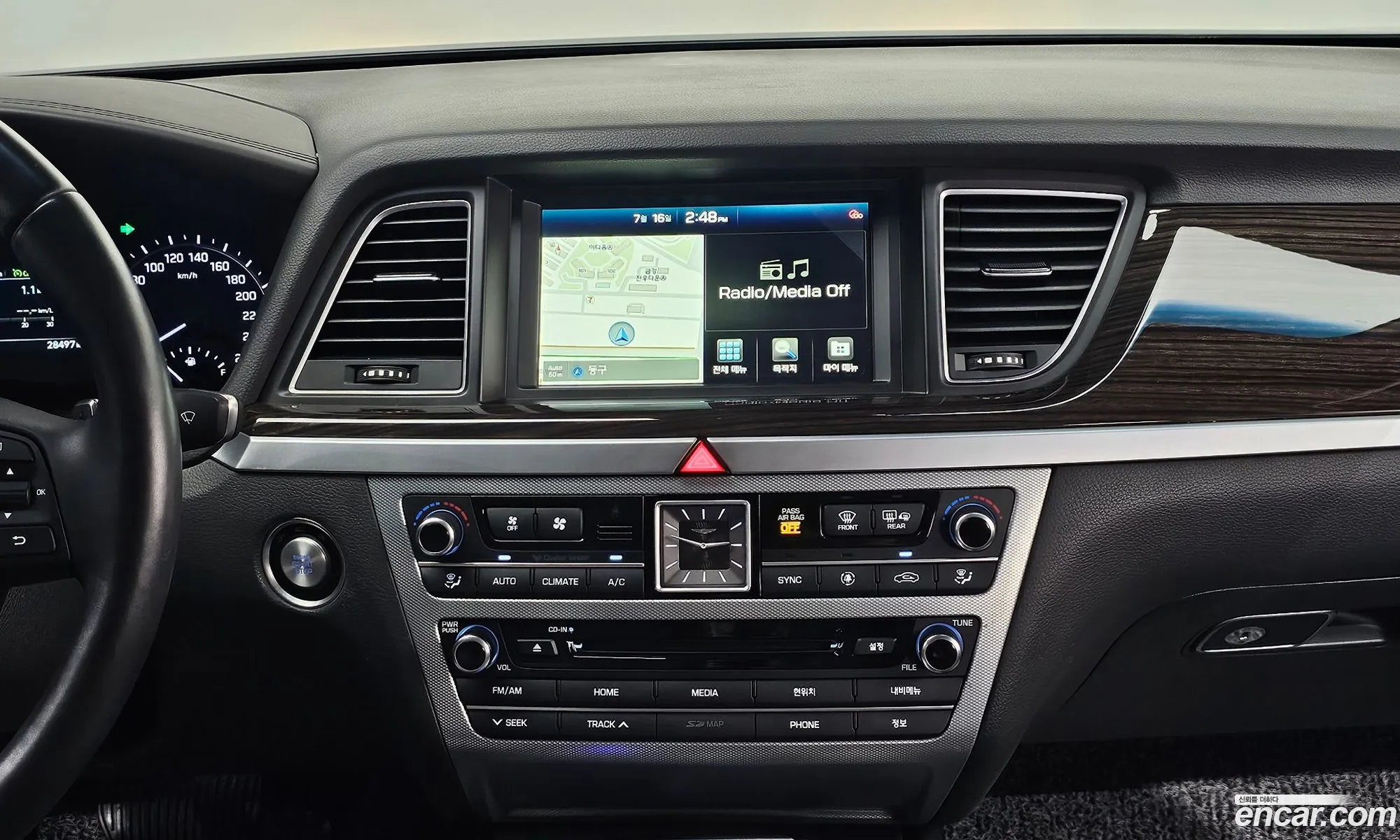 Genesis G80 2018 KMHGL41DDJU294660 — 26