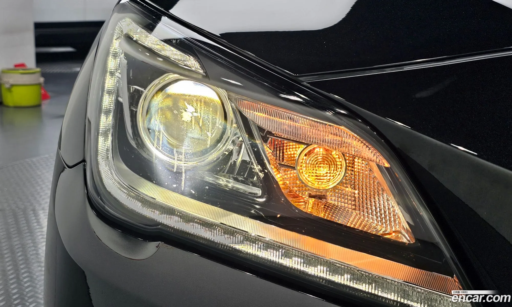 Genesis G80 2018 KMHGL41DDJU294660 — 3