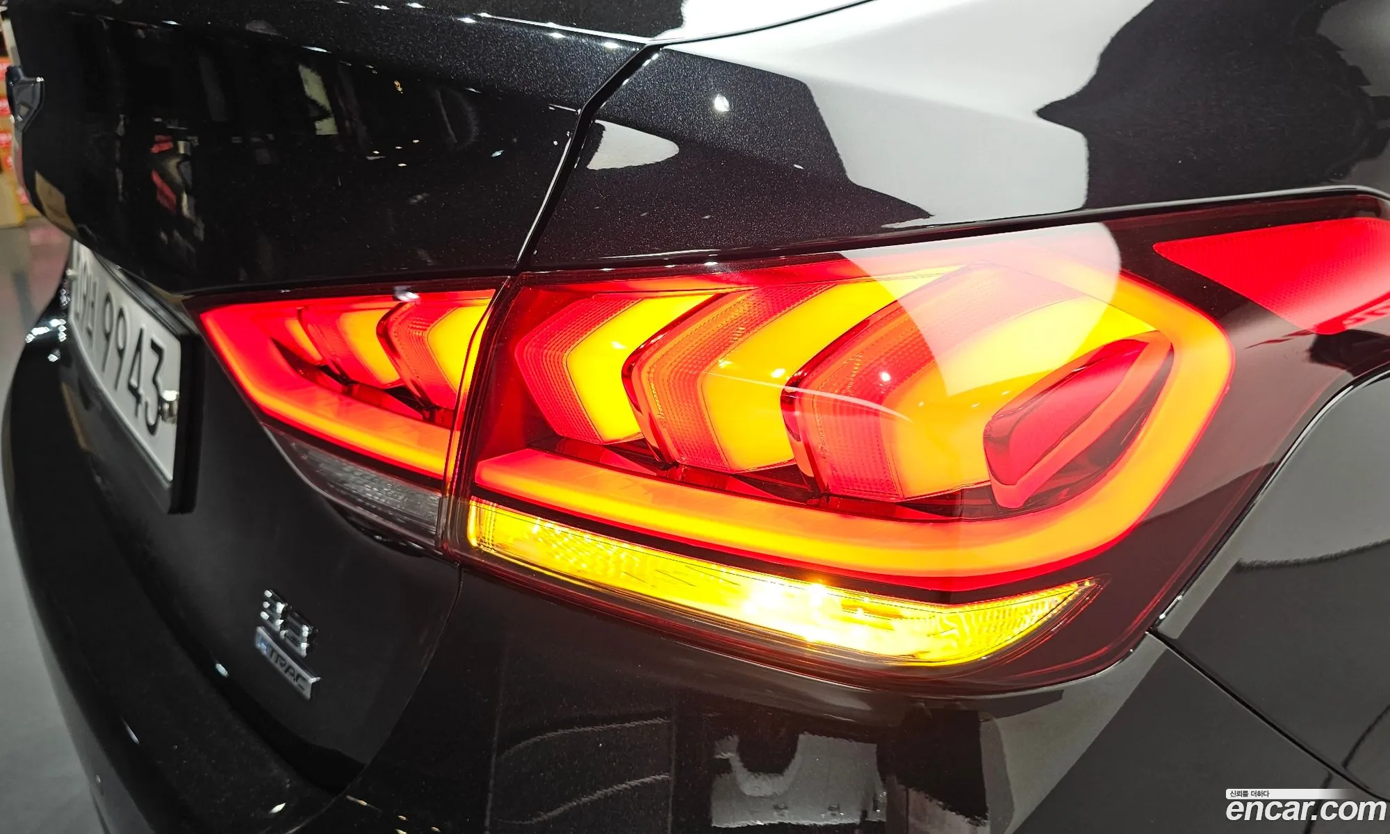 Genesis G80 2018 KMHGL41DDJU294660 — 4