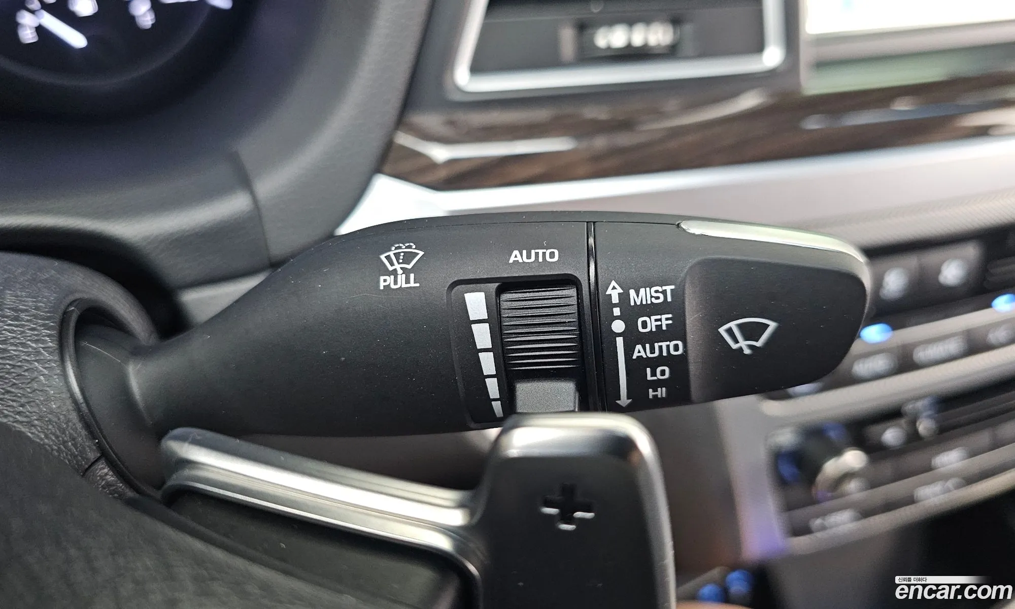 Genesis G80 2018 KMHGL41DDJU294660 — 15