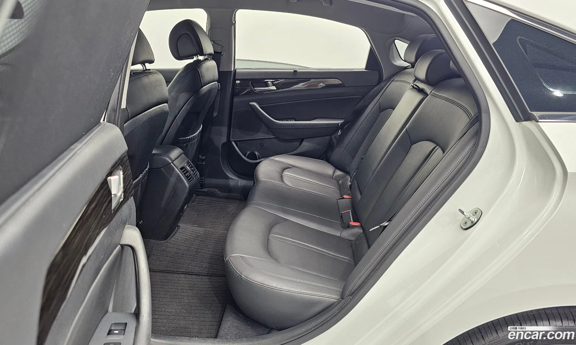 Hyundai LF Sonata 2015 KMHE341CBGA156344 — 2