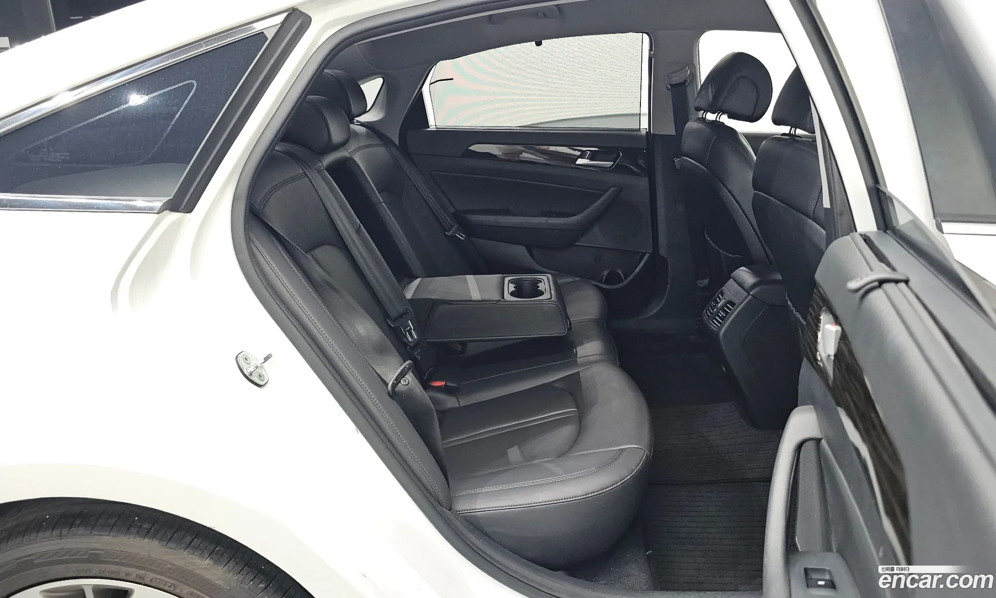 Hyundai LF Sonata 2015 KMHE341CBGA156344 — 21