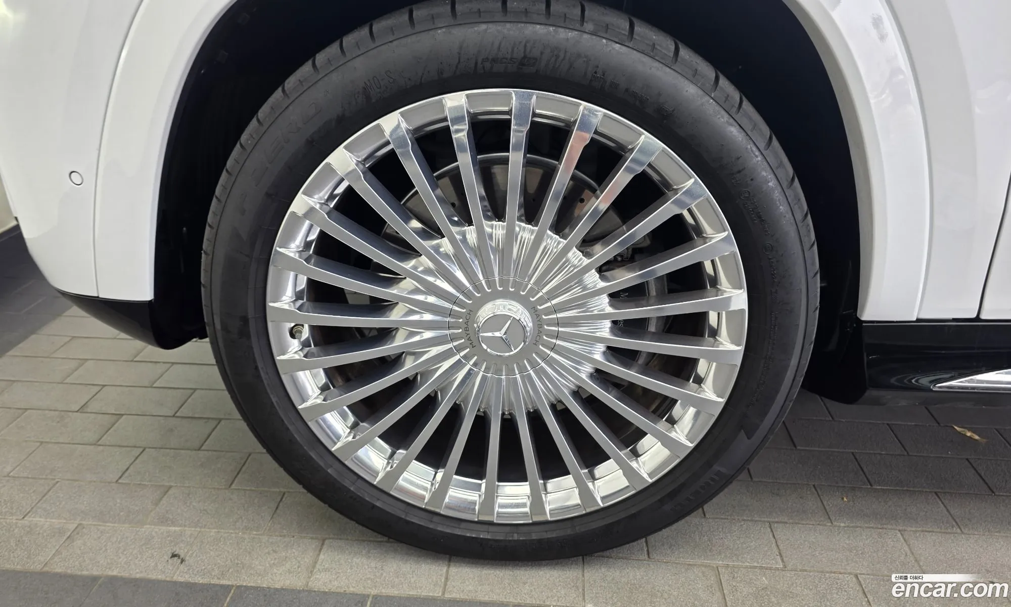 Mercedes-Benz GLS-Class X167 2025 — 26