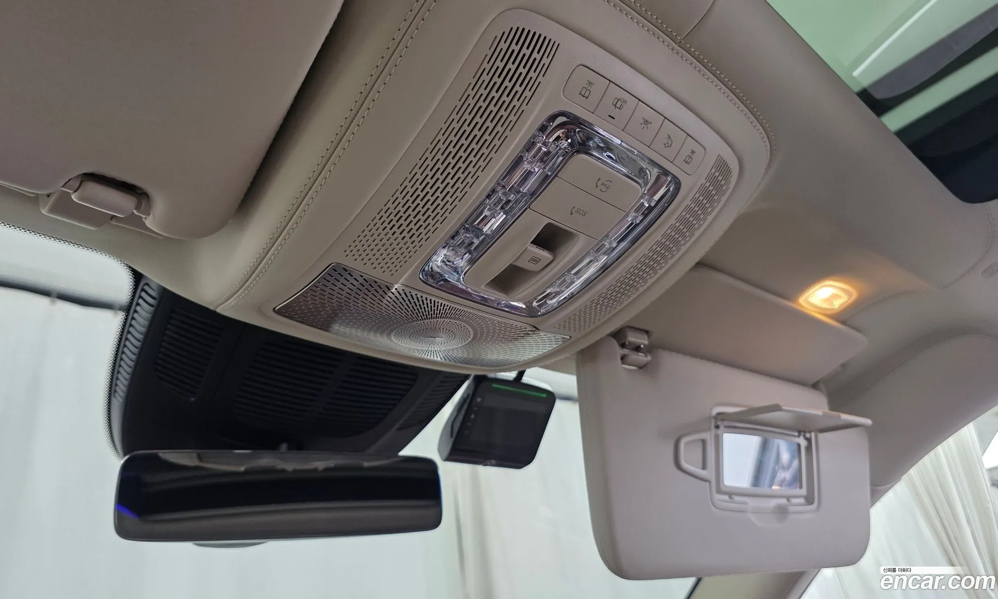Mercedes-Benz GLS-Class X167 2025 — 21