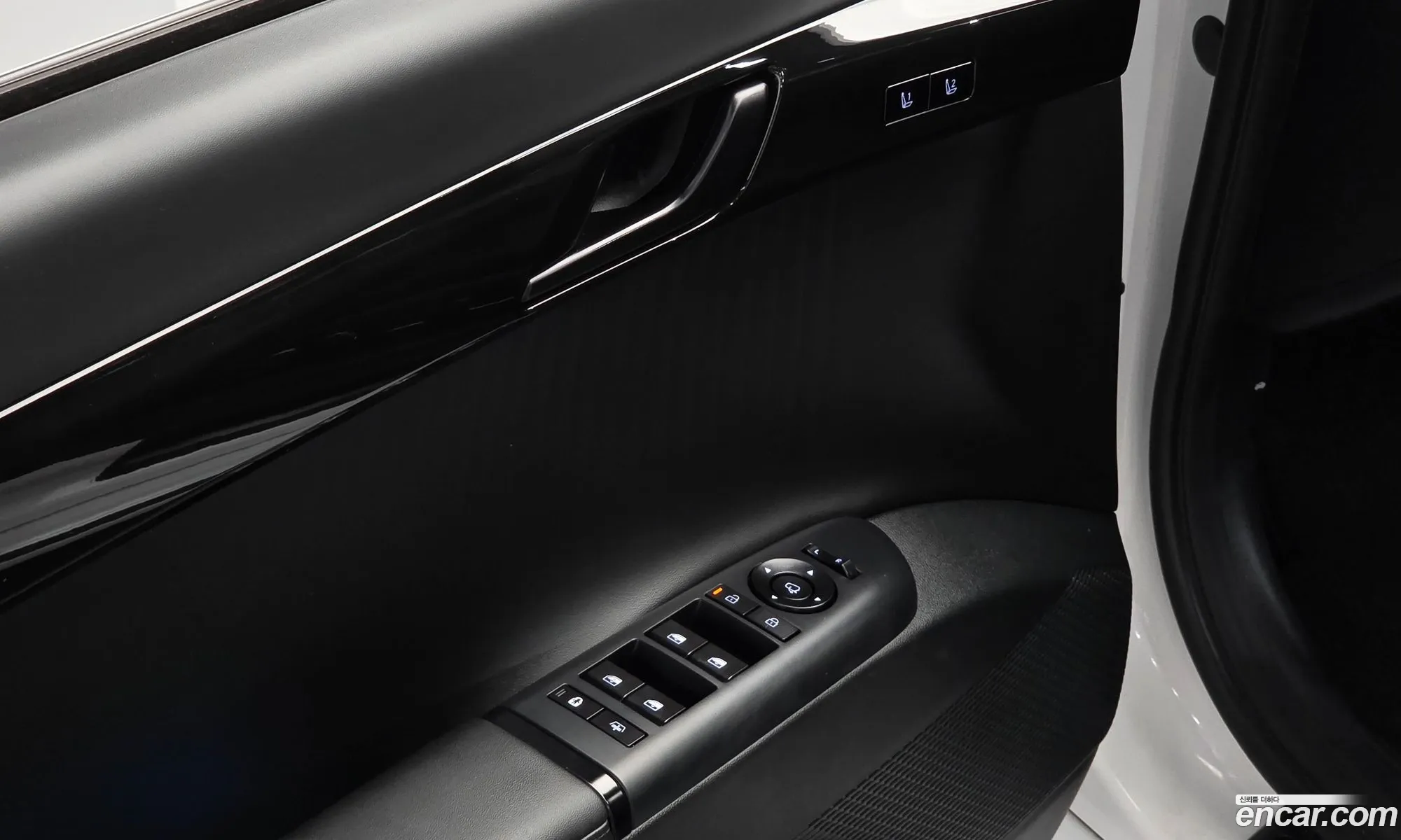 Hyundai Grandeur 2023 — 3