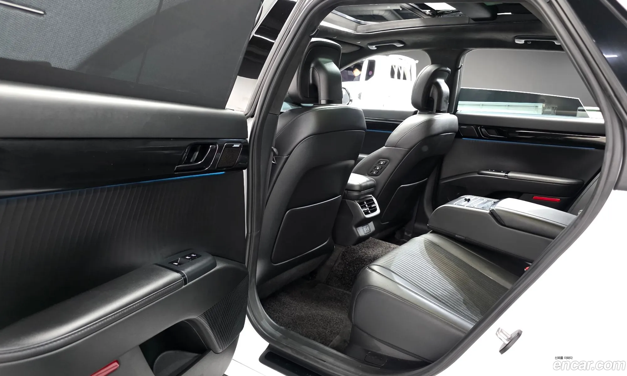 Hyundai Grandeur 2023 — 16