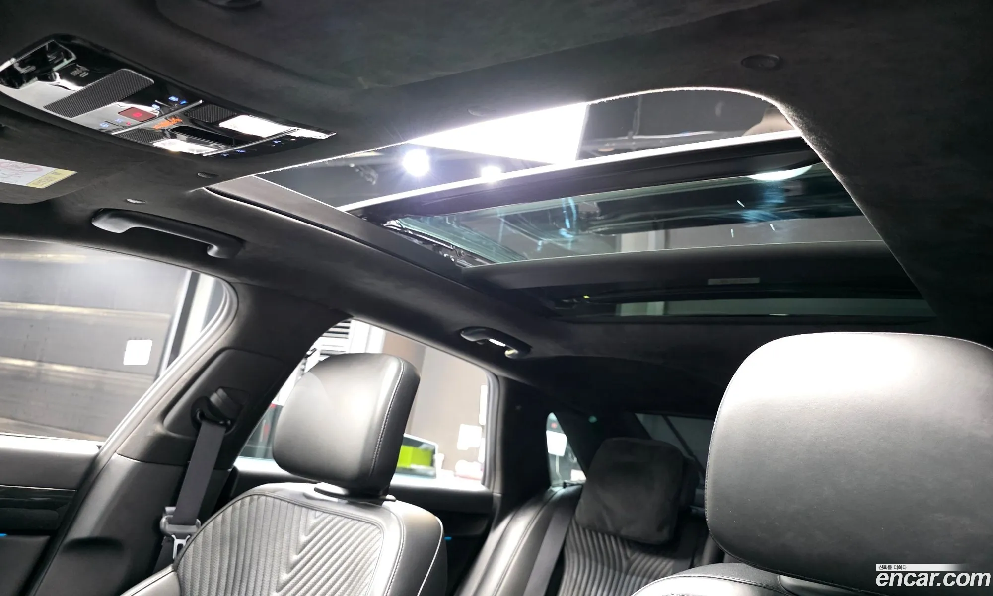 Hyundai Grandeur 2023 — 19