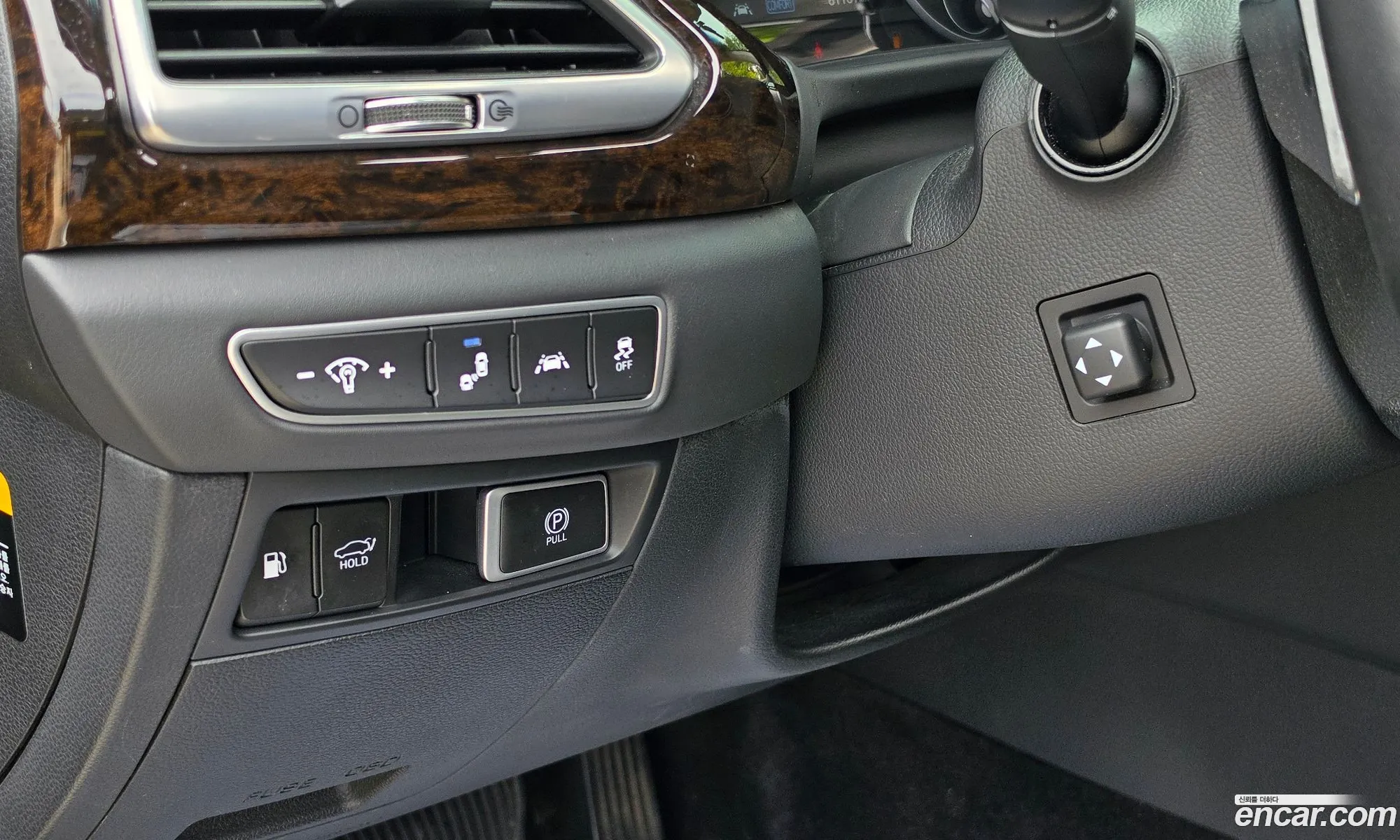 Genesis G90 2020 KMHG241DDLU081952 — 19