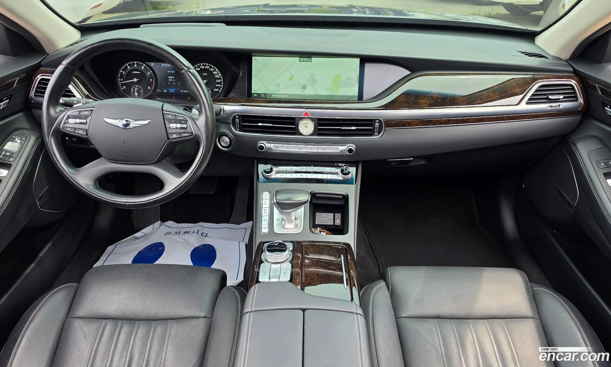 Genesis G90 2020 KMHG241DDLU081952 — 12