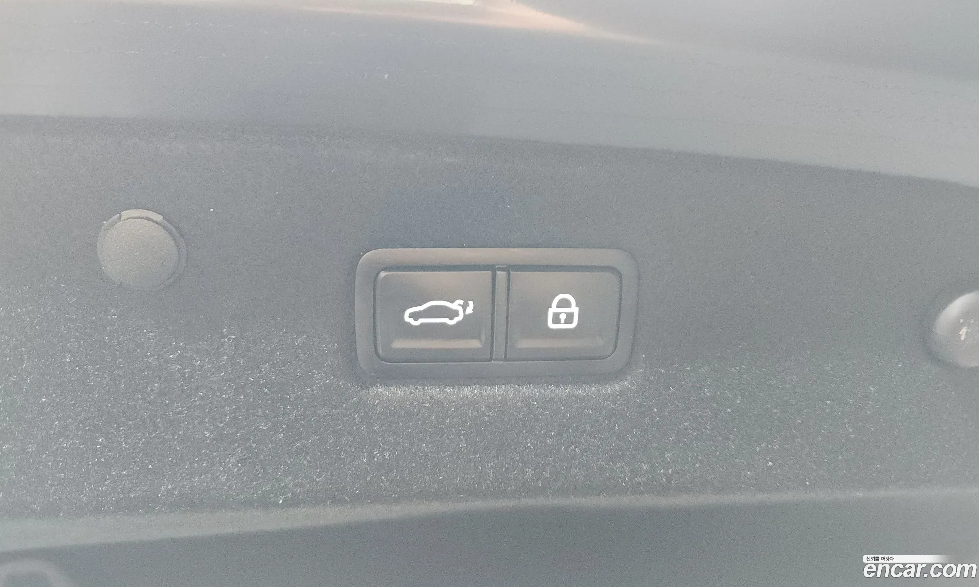 Kia K8 Hybrid 2022 — 28