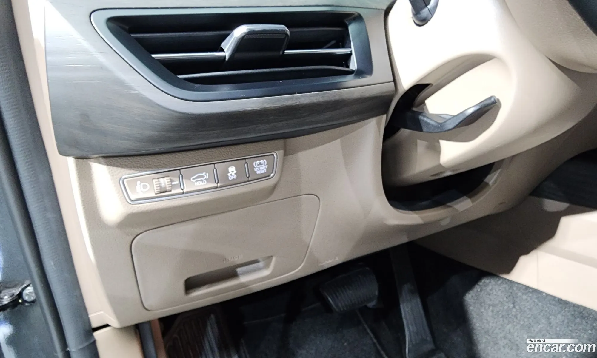 Kia K8 Hybrid 2022 — 22
