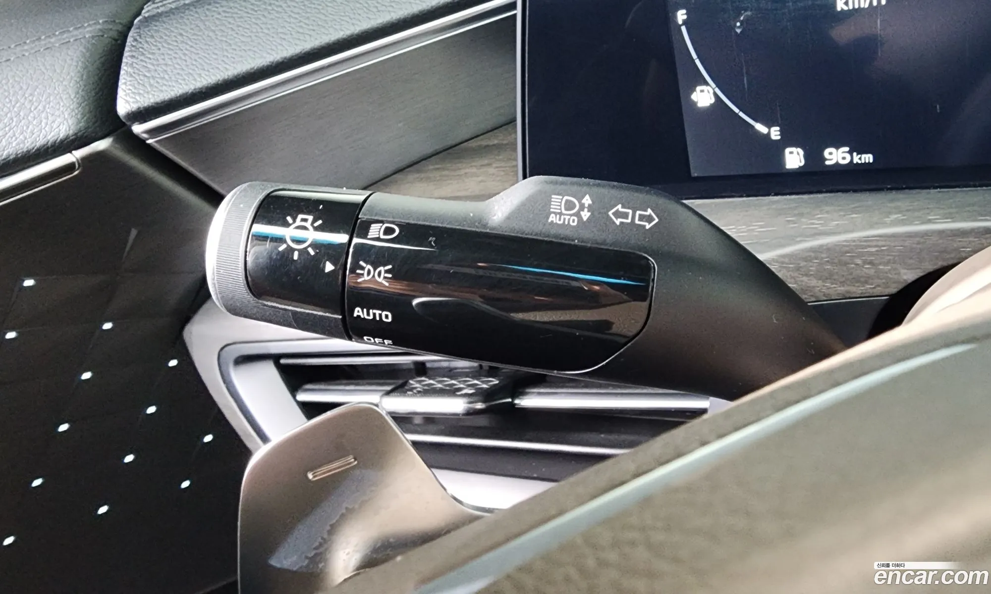 Kia K8 Hybrid 2022 — 15