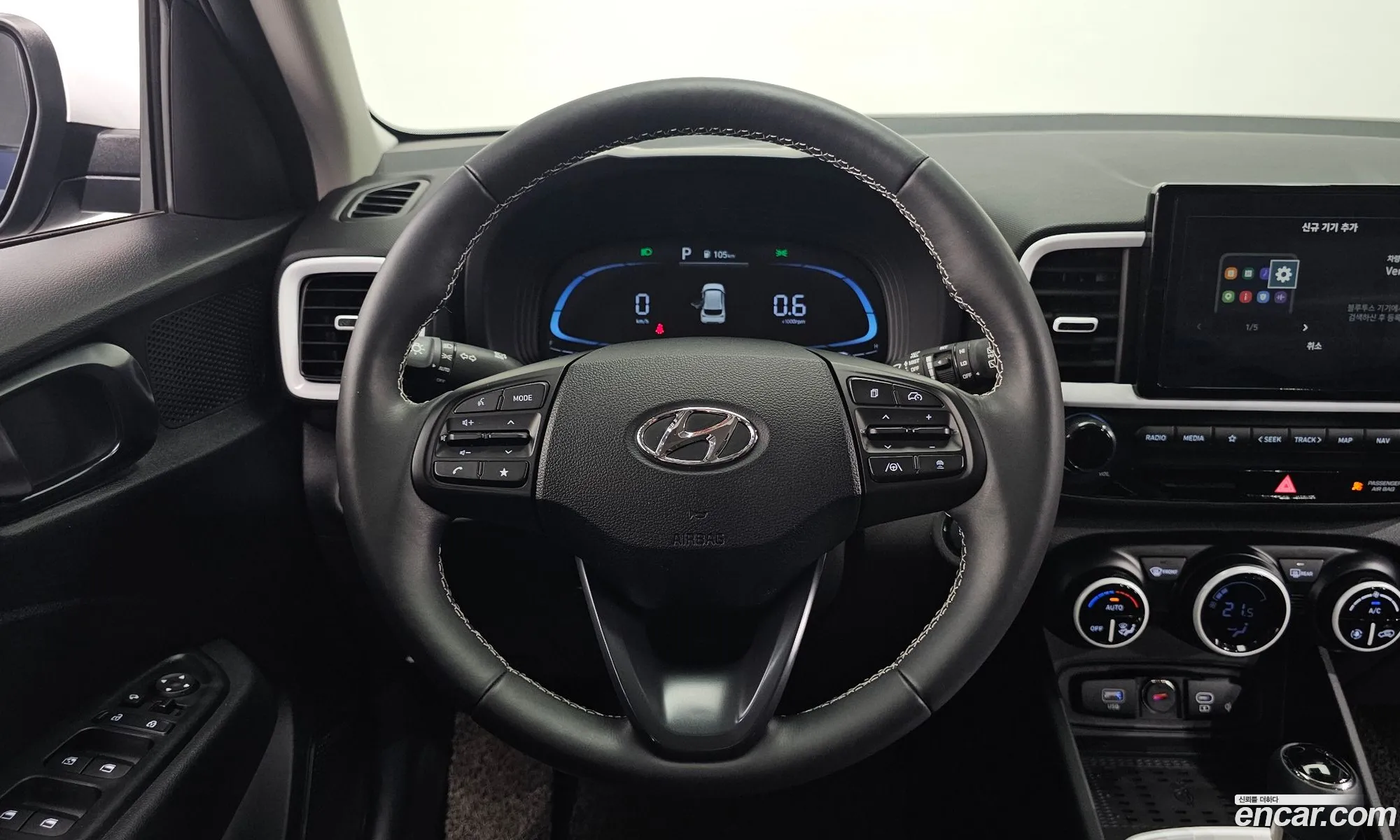 Hyundai Venue 2024 — 12