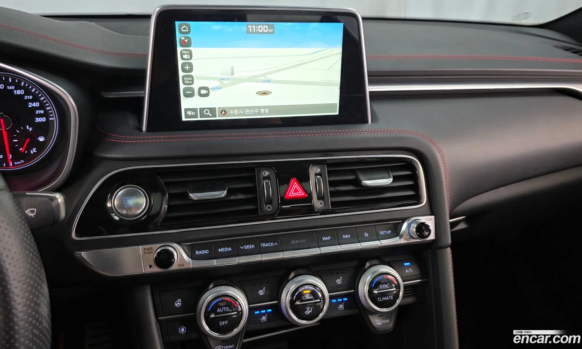 Genesis G70 2019 KMTG341ABKU036852 — 6