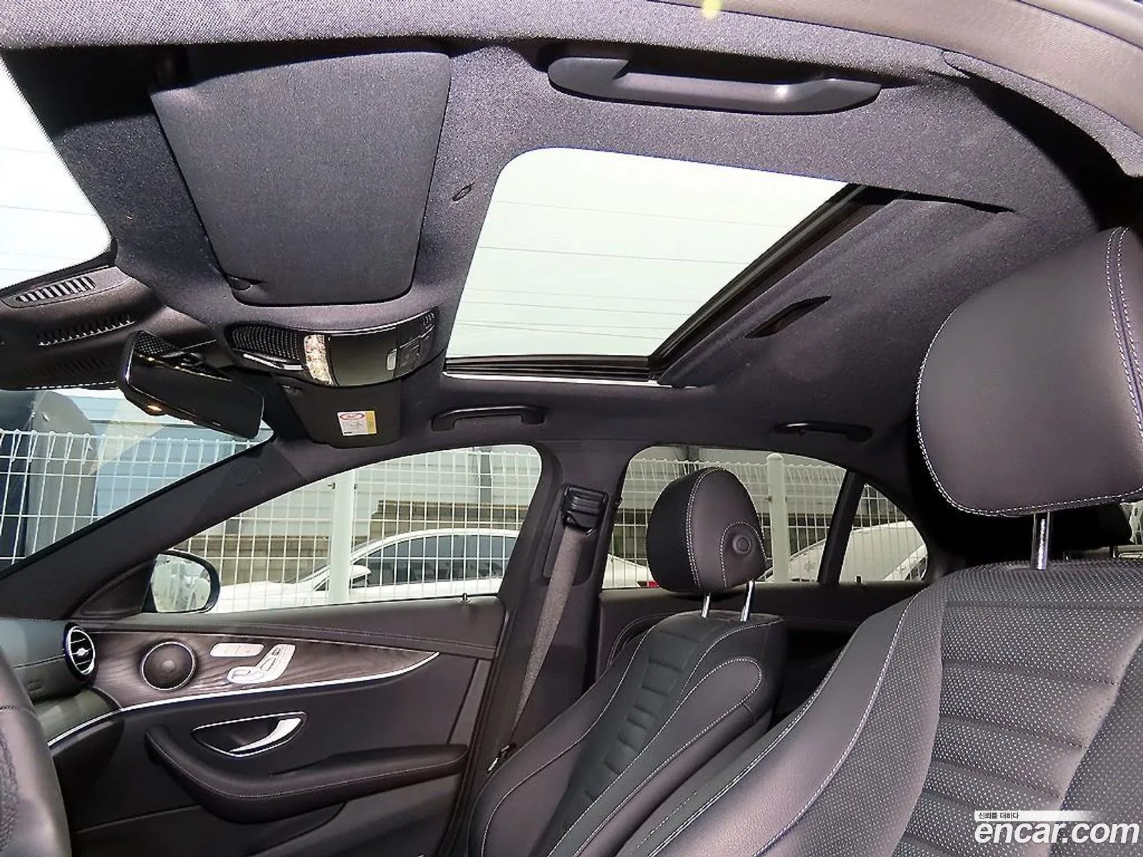 Mercedes-Benz E-Class W213 2023 — 18