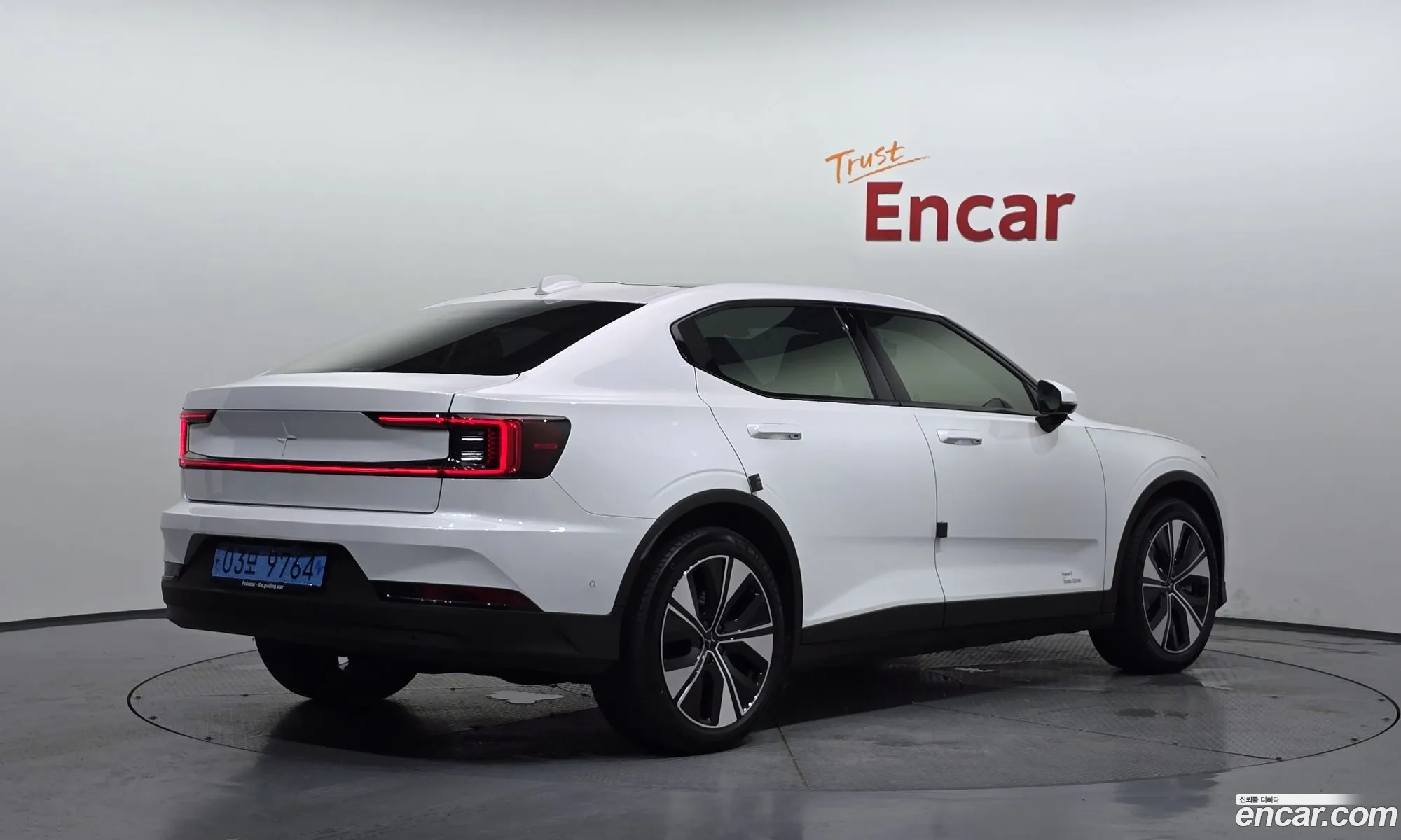 Polestar Polestar 2 2024 YSMVSFEAXRL229113 — 8