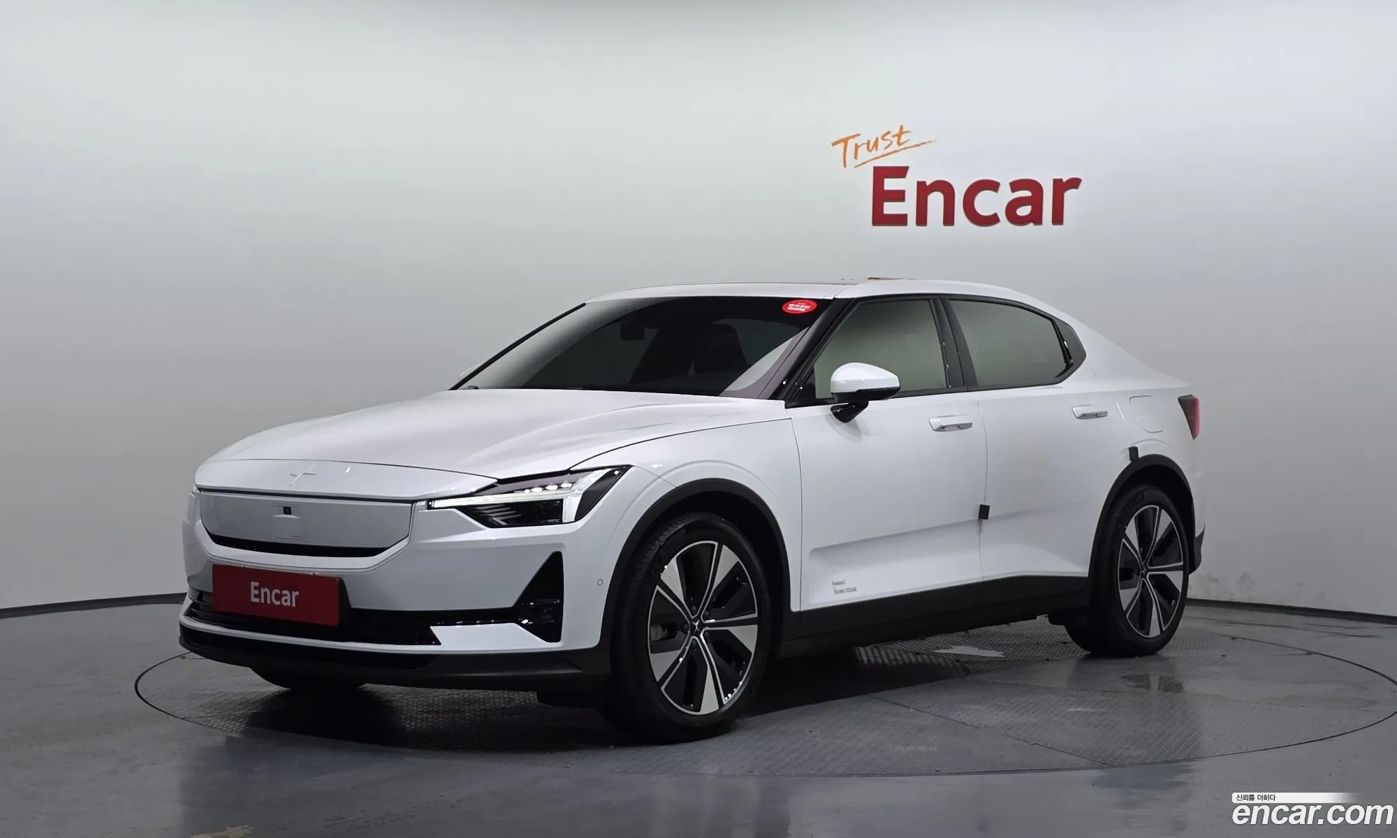 Polestar Polestar 2 2024 YSMVSFEAXRL229113 — 10