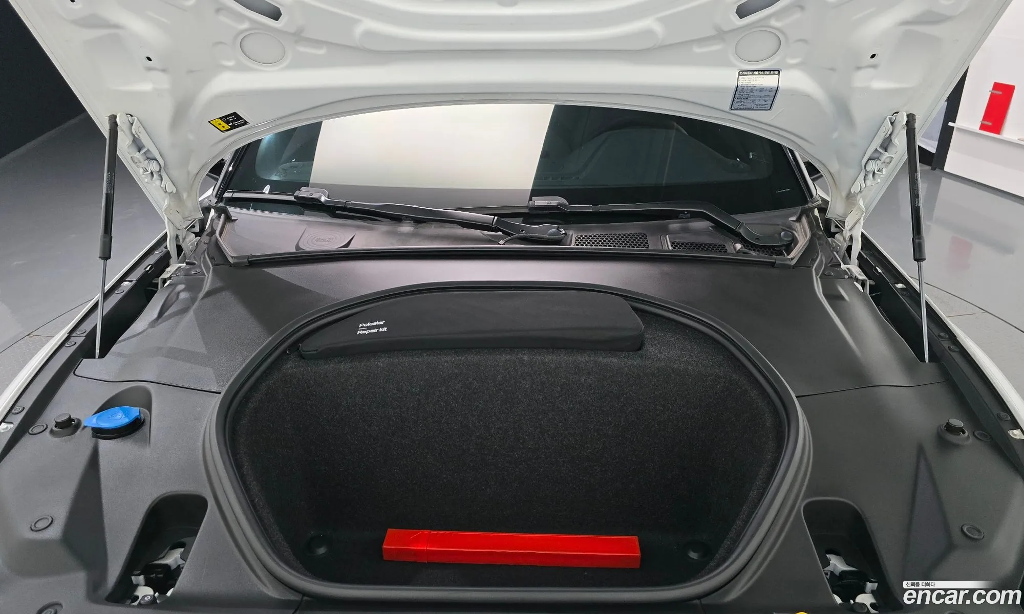 Polestar Polestar 2 2024 YSMVSFEAXRL229113 — 24