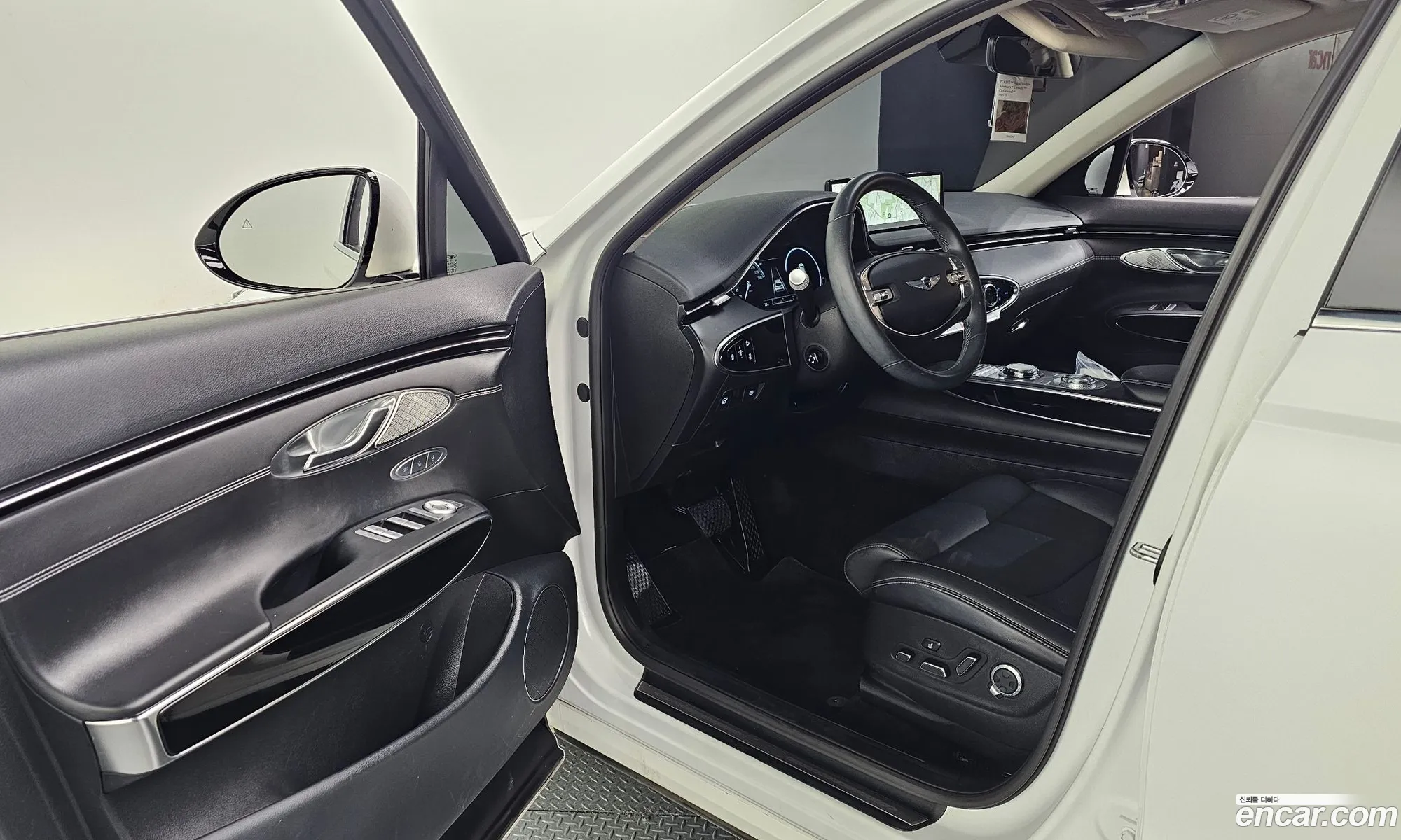 Genesis GV70 2021 — 14