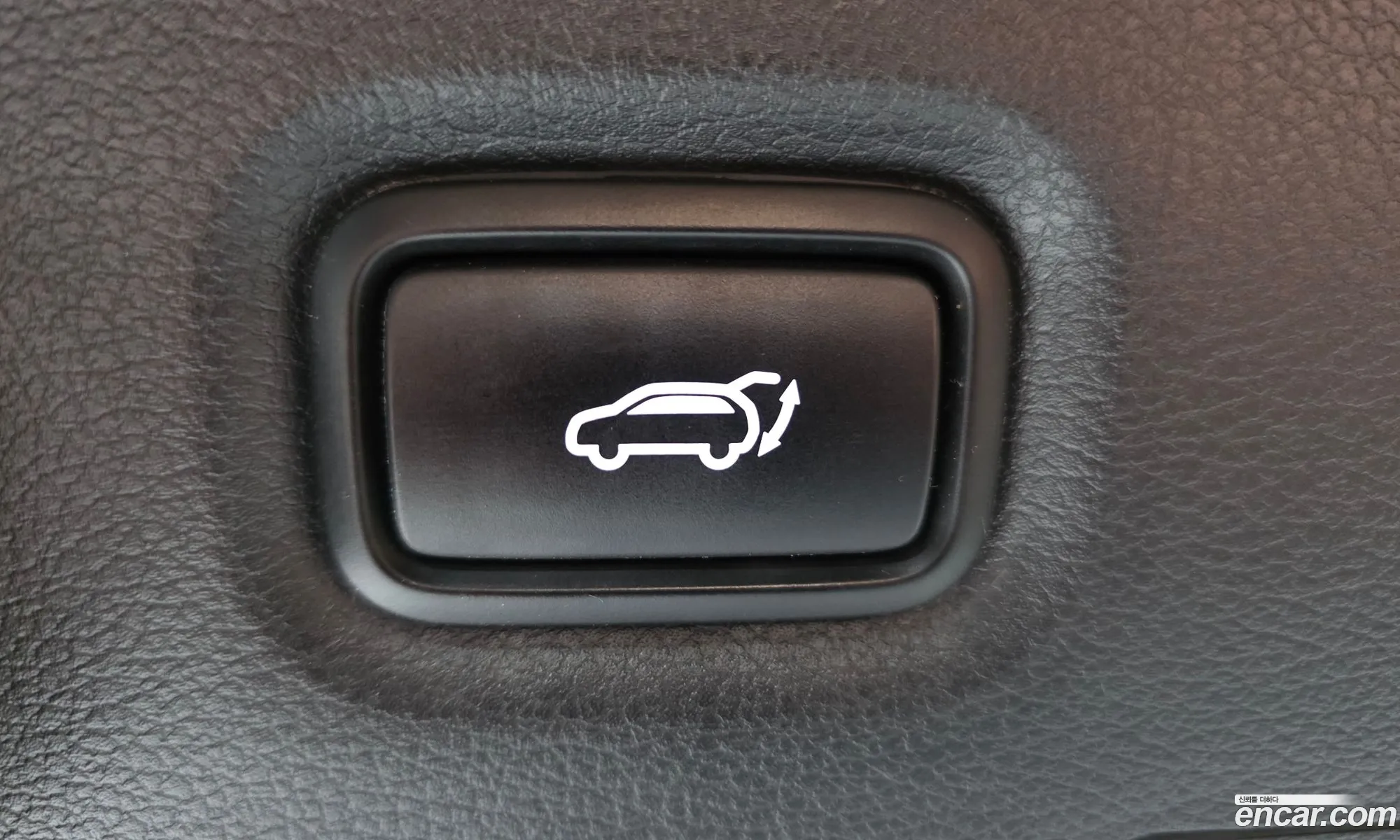 Hyundai Santa Fe TM 2019 KMHS281BBKU146225 — 2