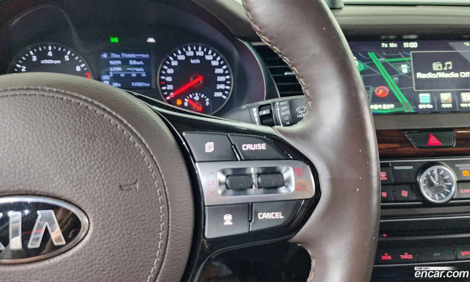 Kia K7 2016 — 17