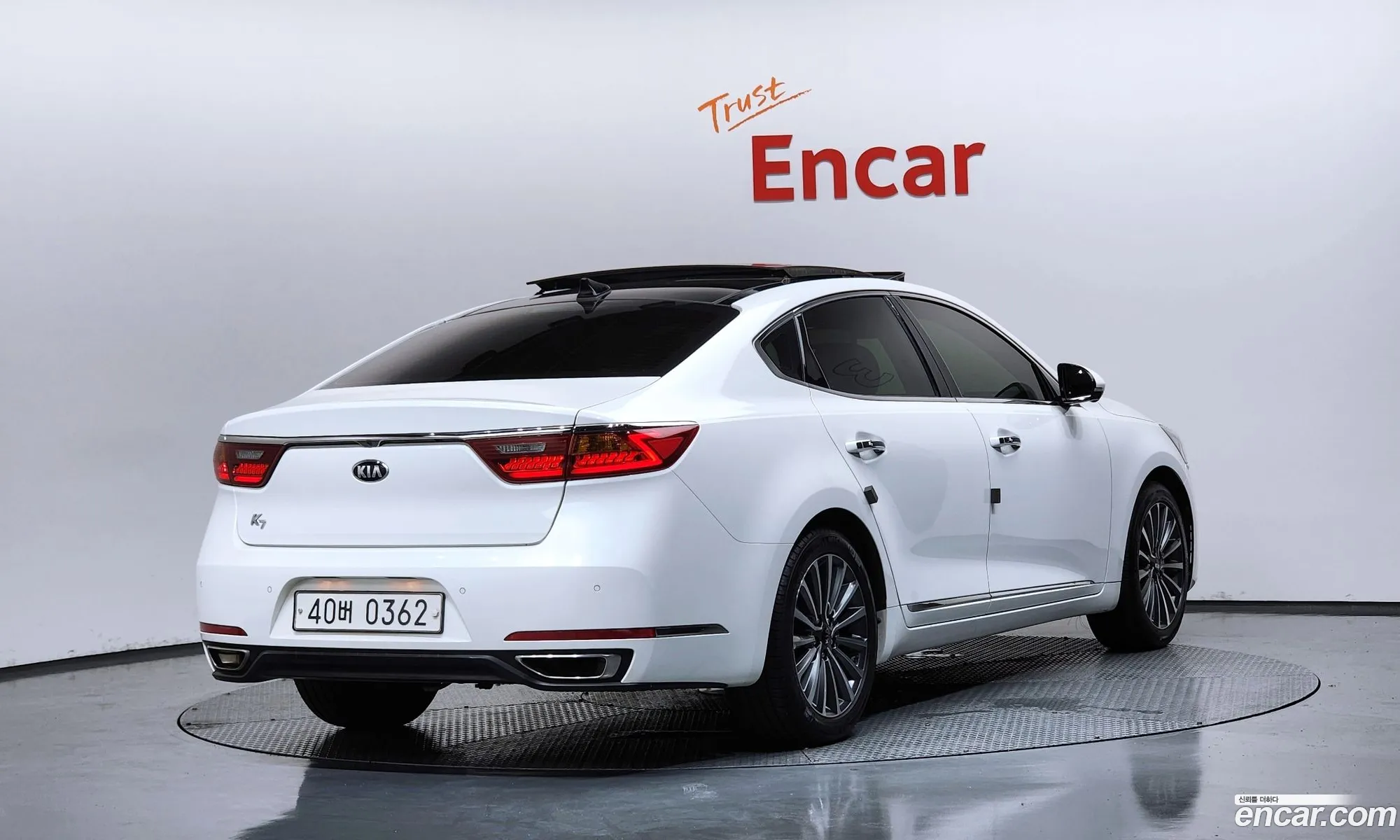 Kia K7 2016 — 29
