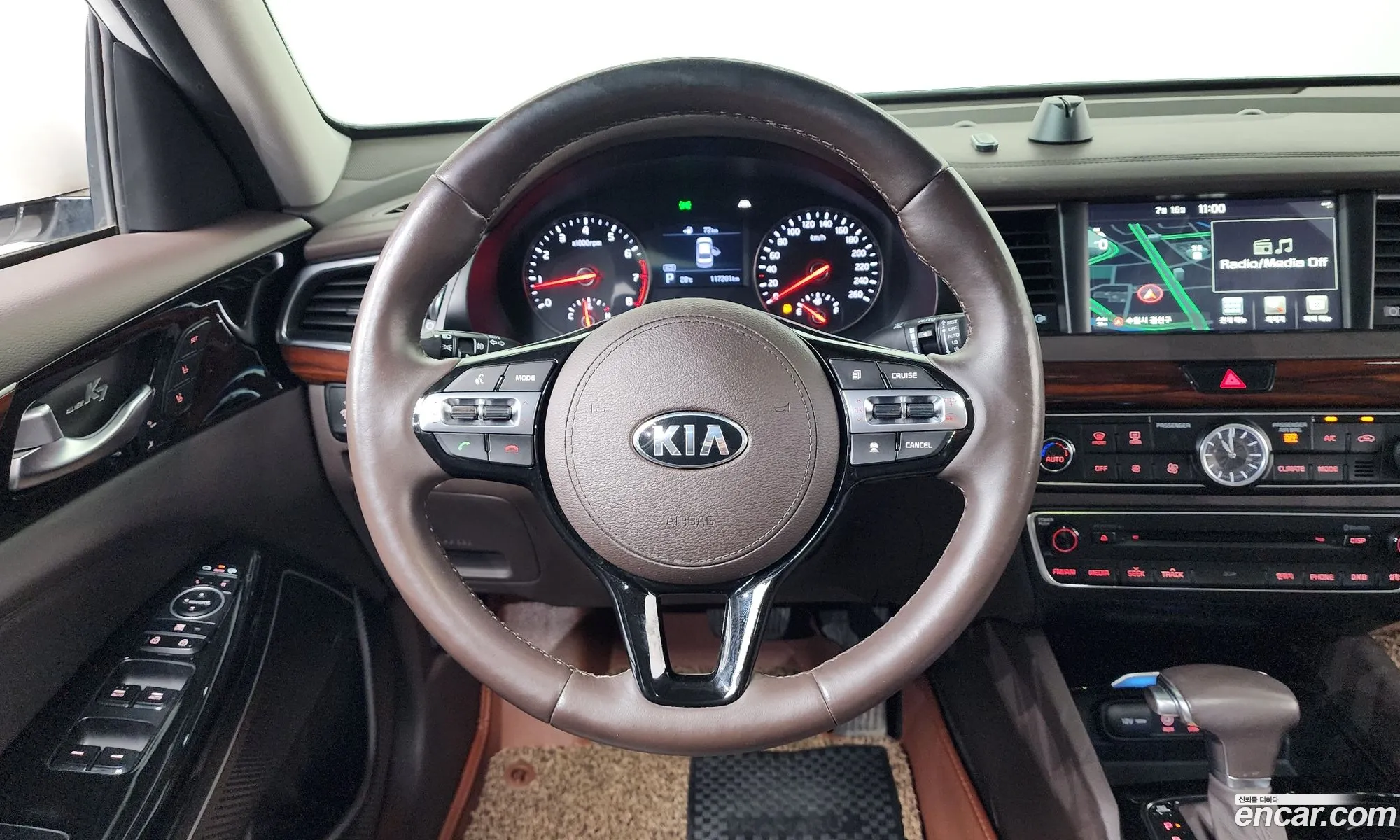 Kia K7 2016 — 10