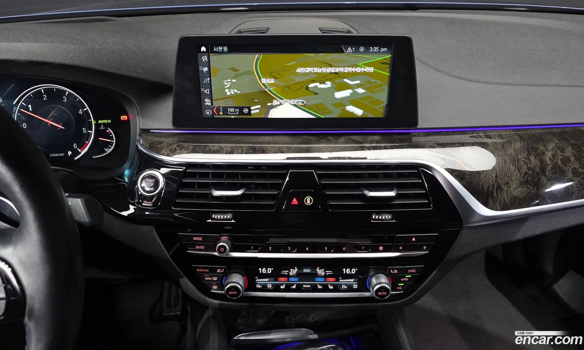 BMW 5 Series 2018 — 28
