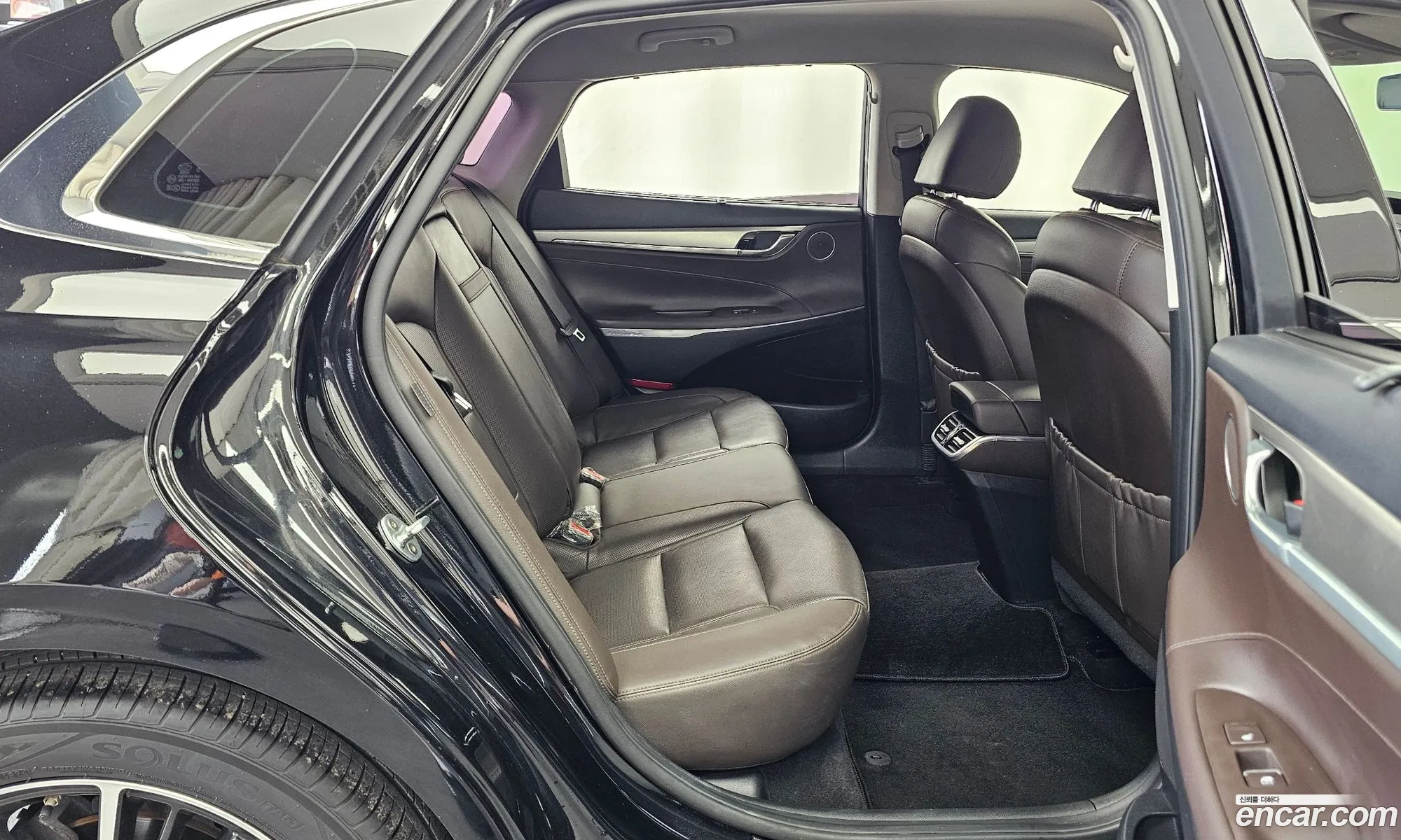 Hyundai Grandeur IG 2020 — 23