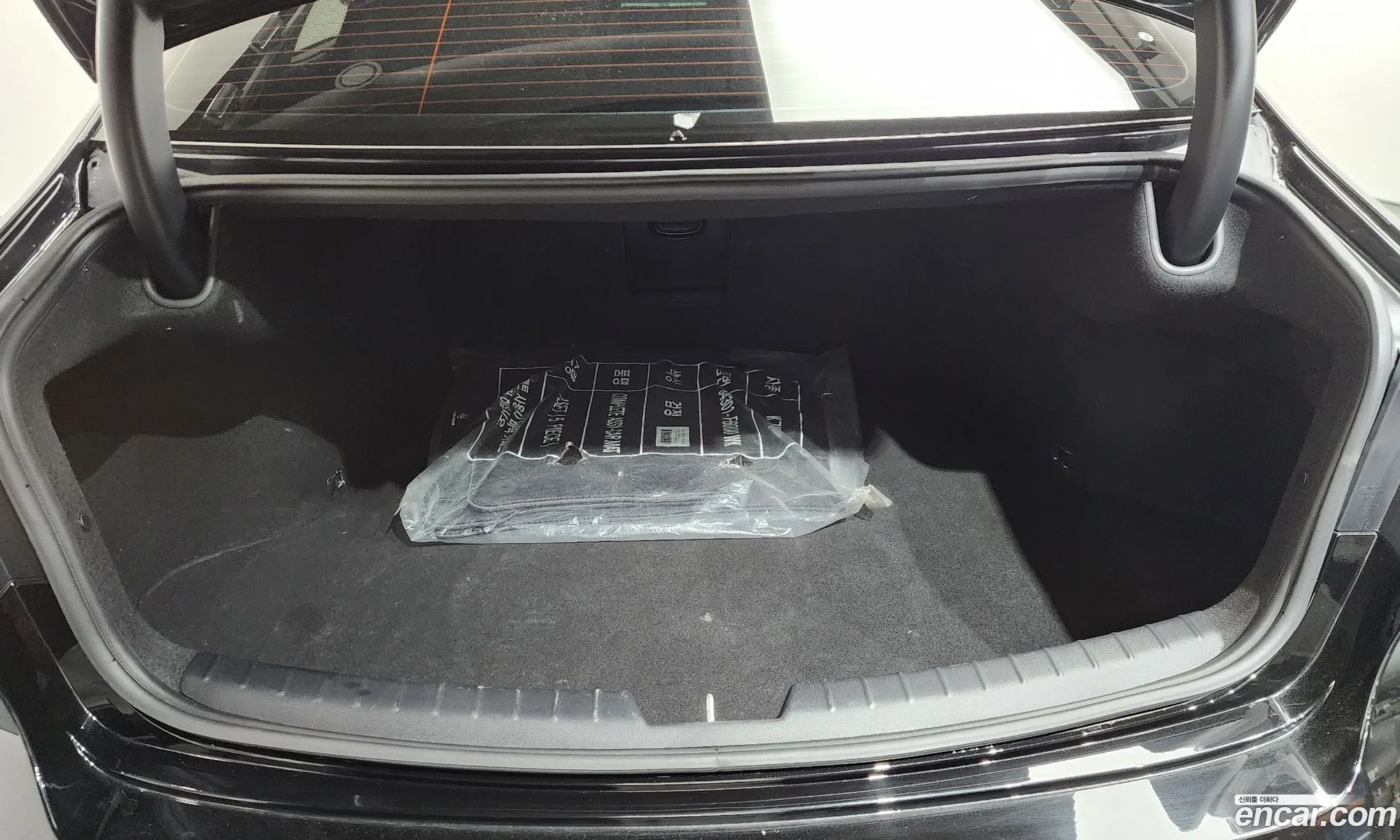 Kia K7 Premier 2019 KNALC41BBLA185779 — 21