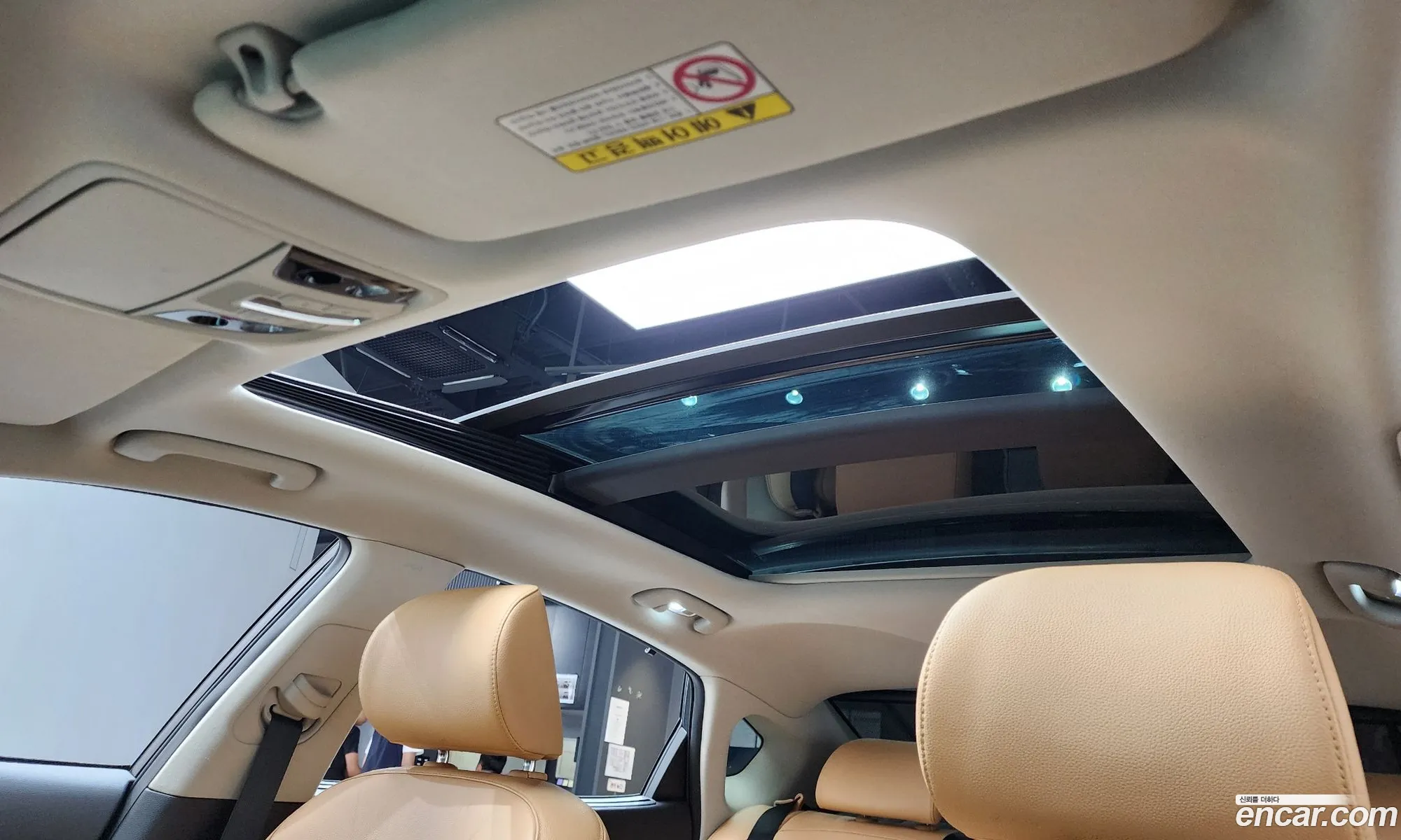 Kia K7 Premier 2019 KNALC41BBLA185779 — 31