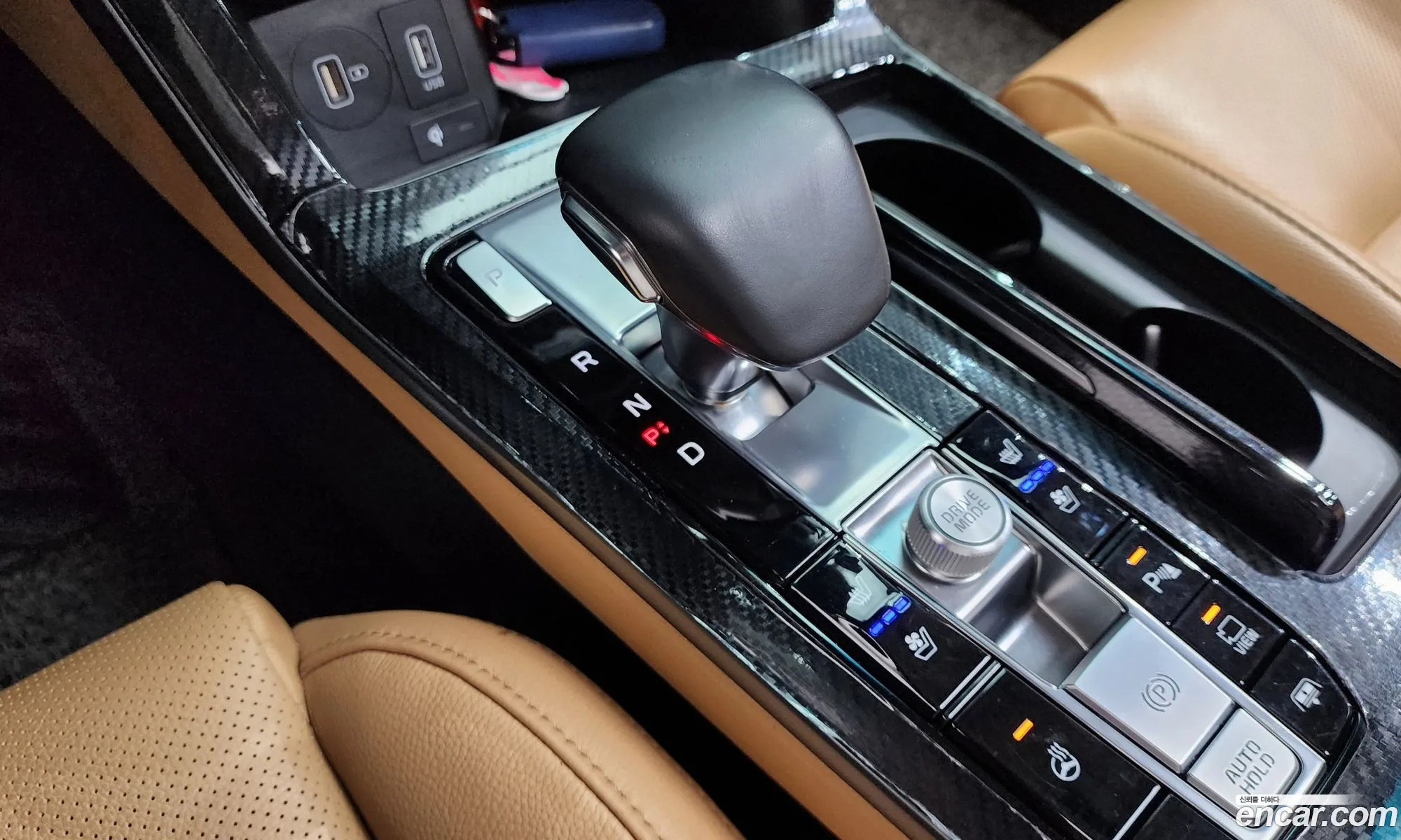 Kia K7 Premier 2019 KNALC41BBLA185779 — 25