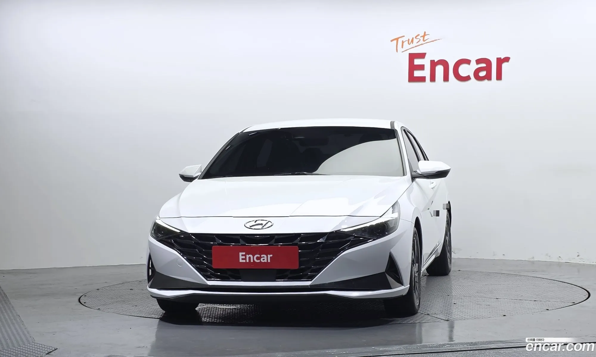 Hyundai Elantra Hybrid 2022 — 15