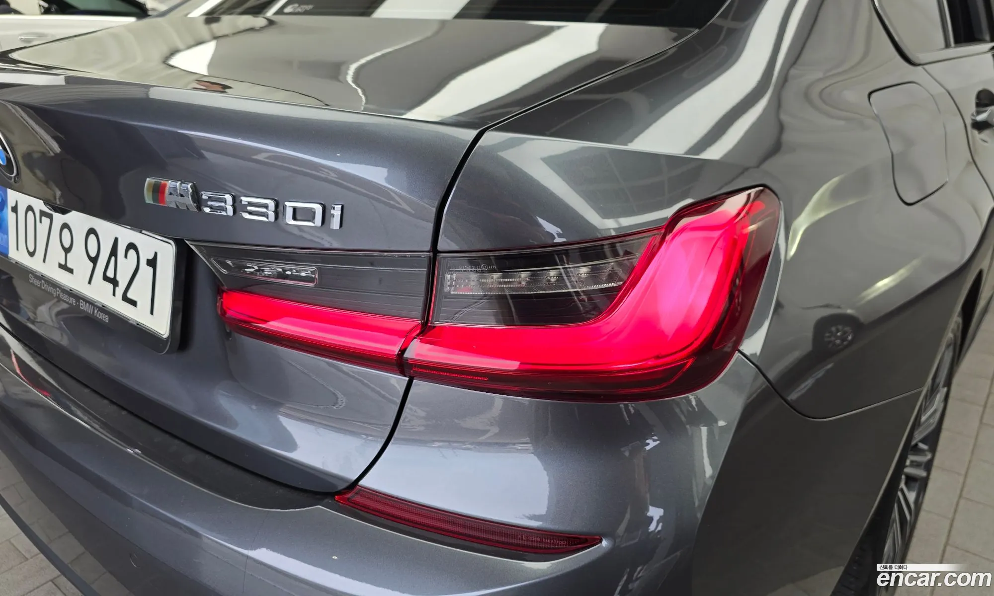 BMW 3 Series 2021 WBA5X5105MFL28009 — 10