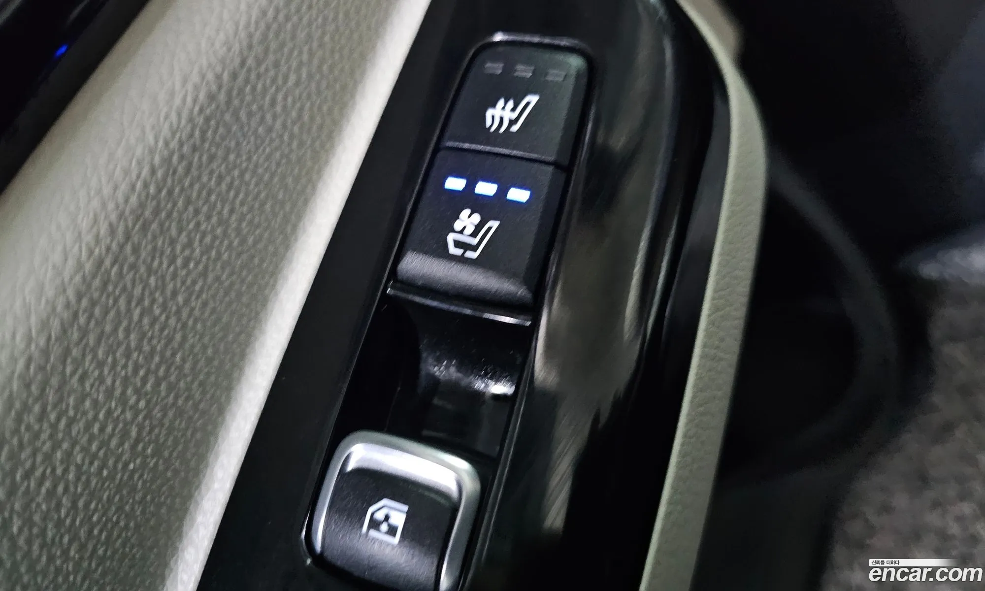 Kia Carnival 2021 KNANE81BBNS143307 — 8