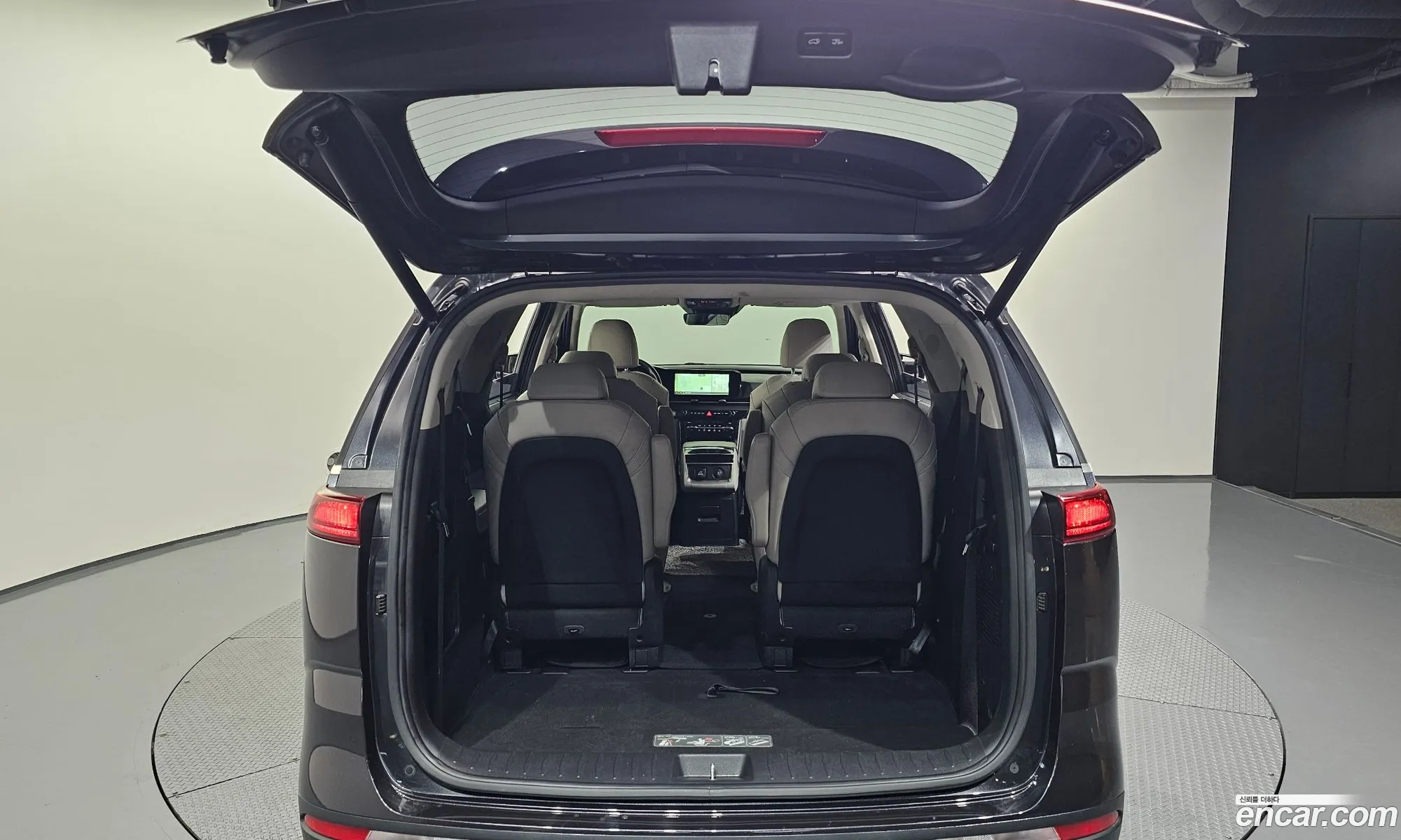 Kia Carnival 2021 KNANE81BBNS143307 — 7