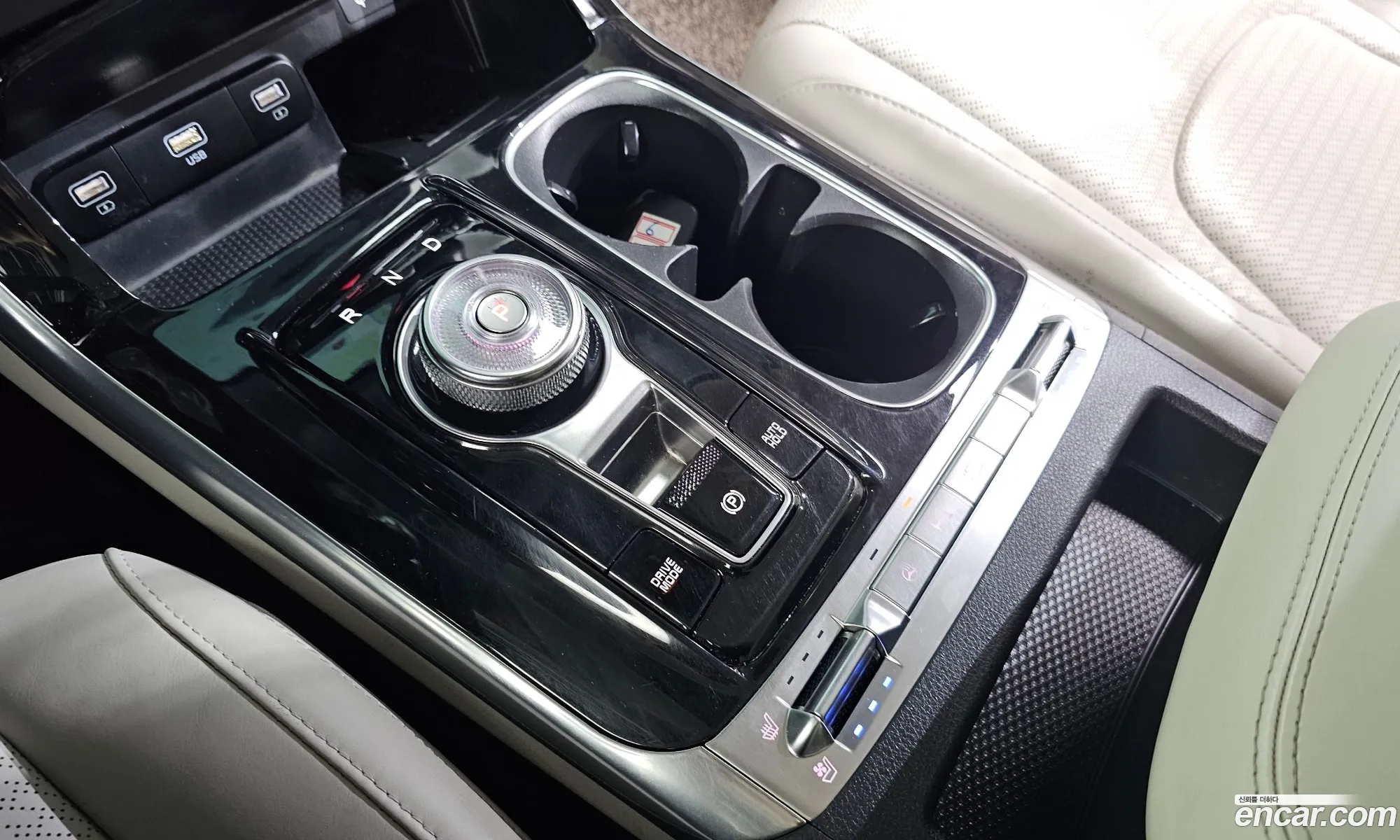Kia Carnival 2021 KNANE81BBNS143307 — 30