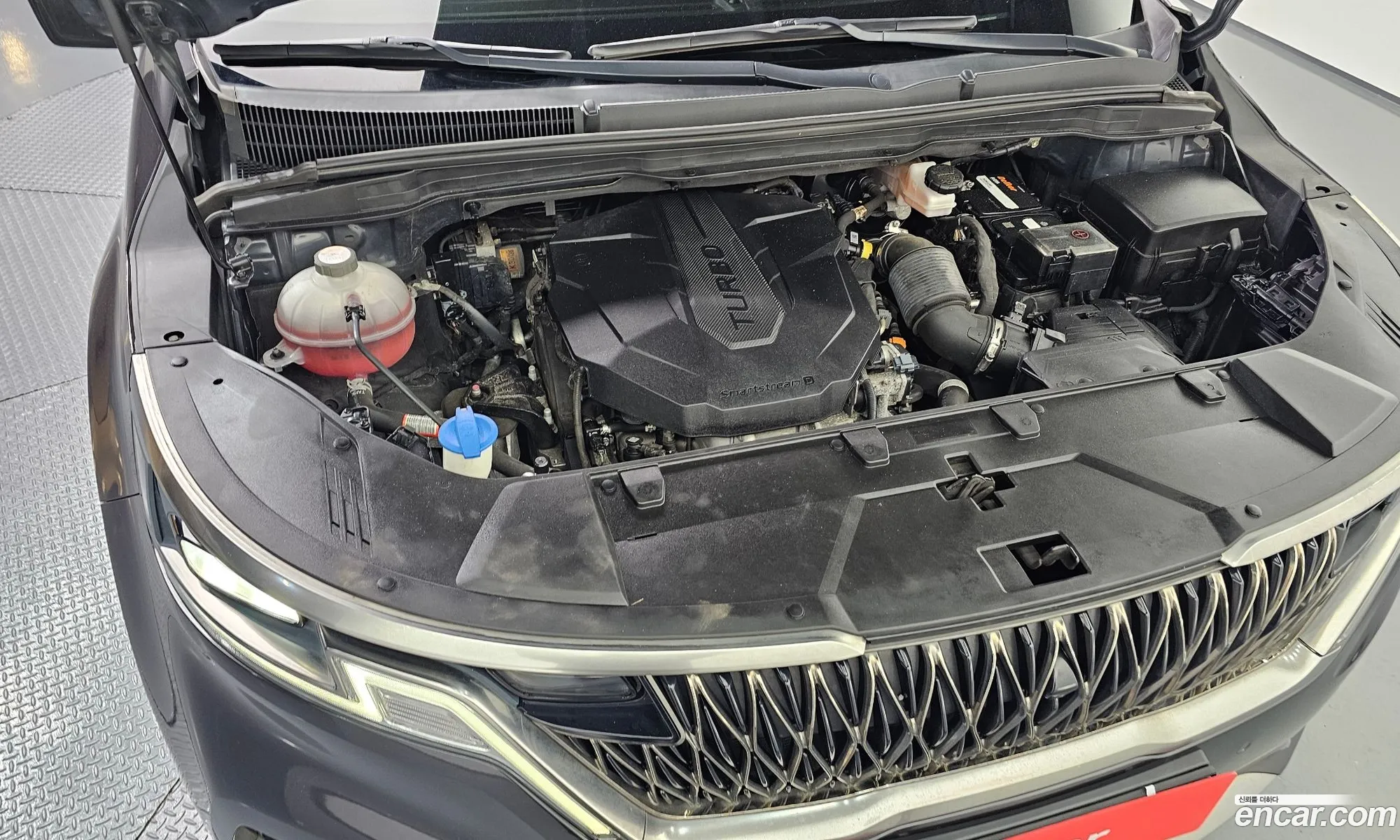 Kia Carnival 2021 KNANE81BBNS143307 — 5