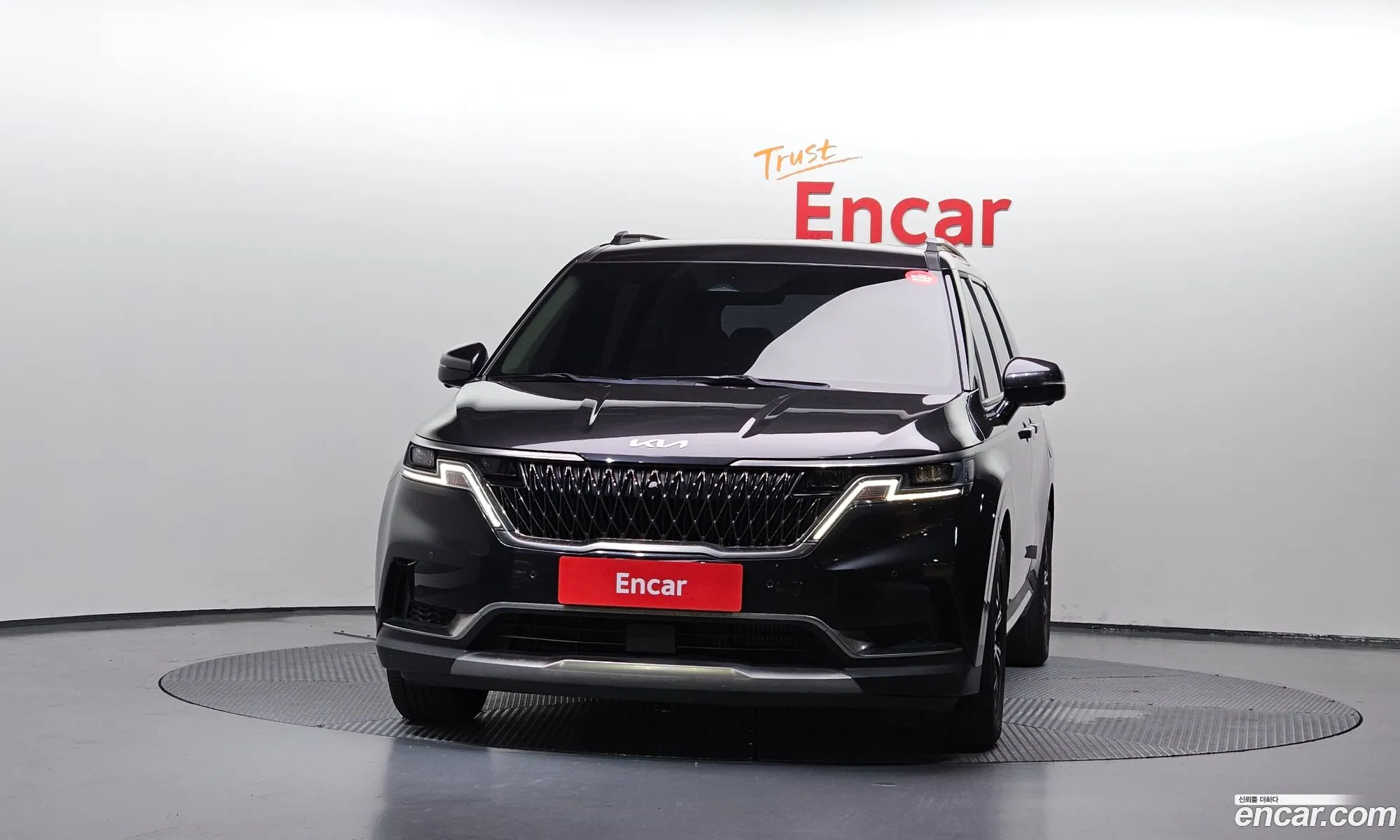 Kia Carnival 2021 KNANE81BBNS143307 — 4