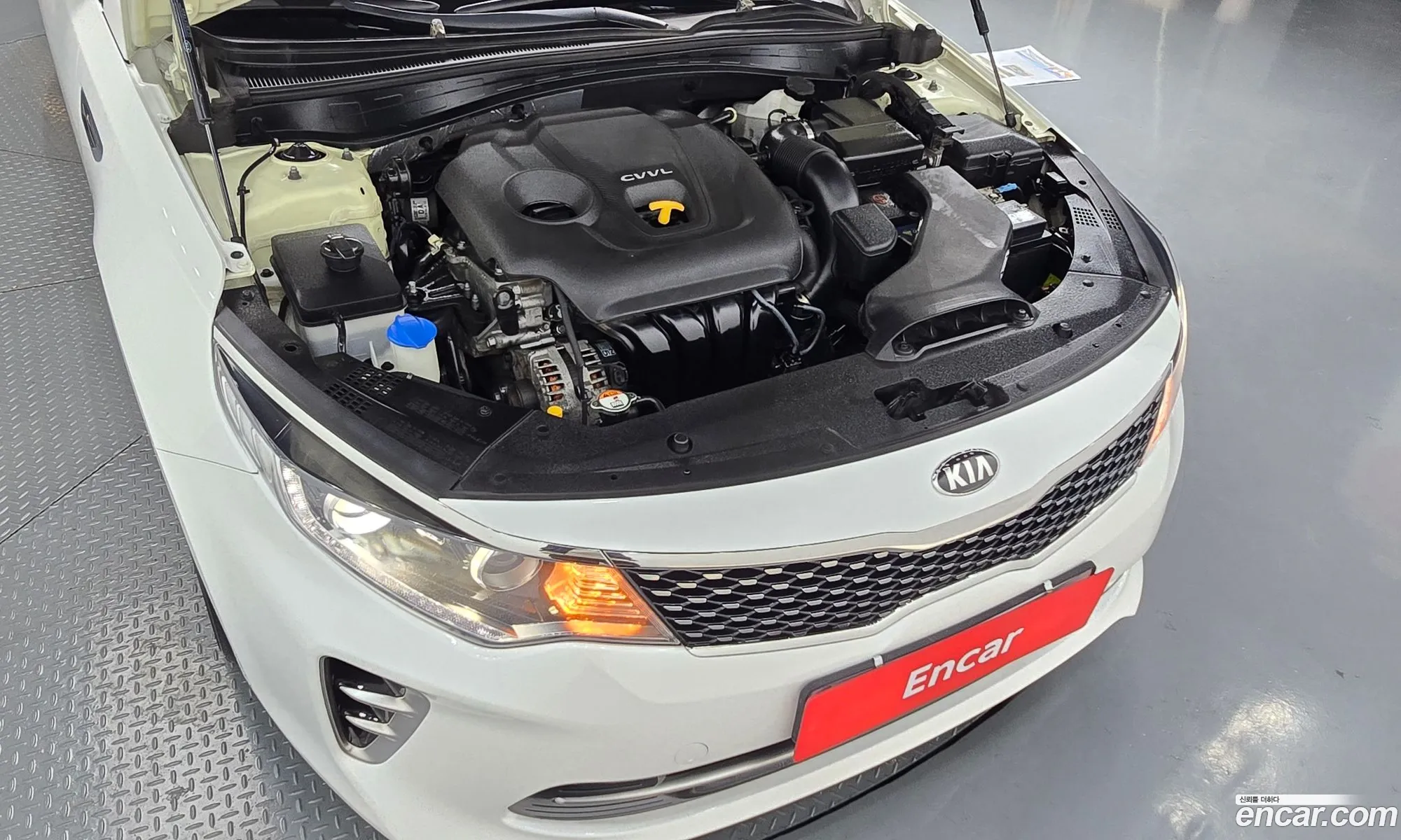 Kia K5 2016 KNAGX411BGA096078 — 26