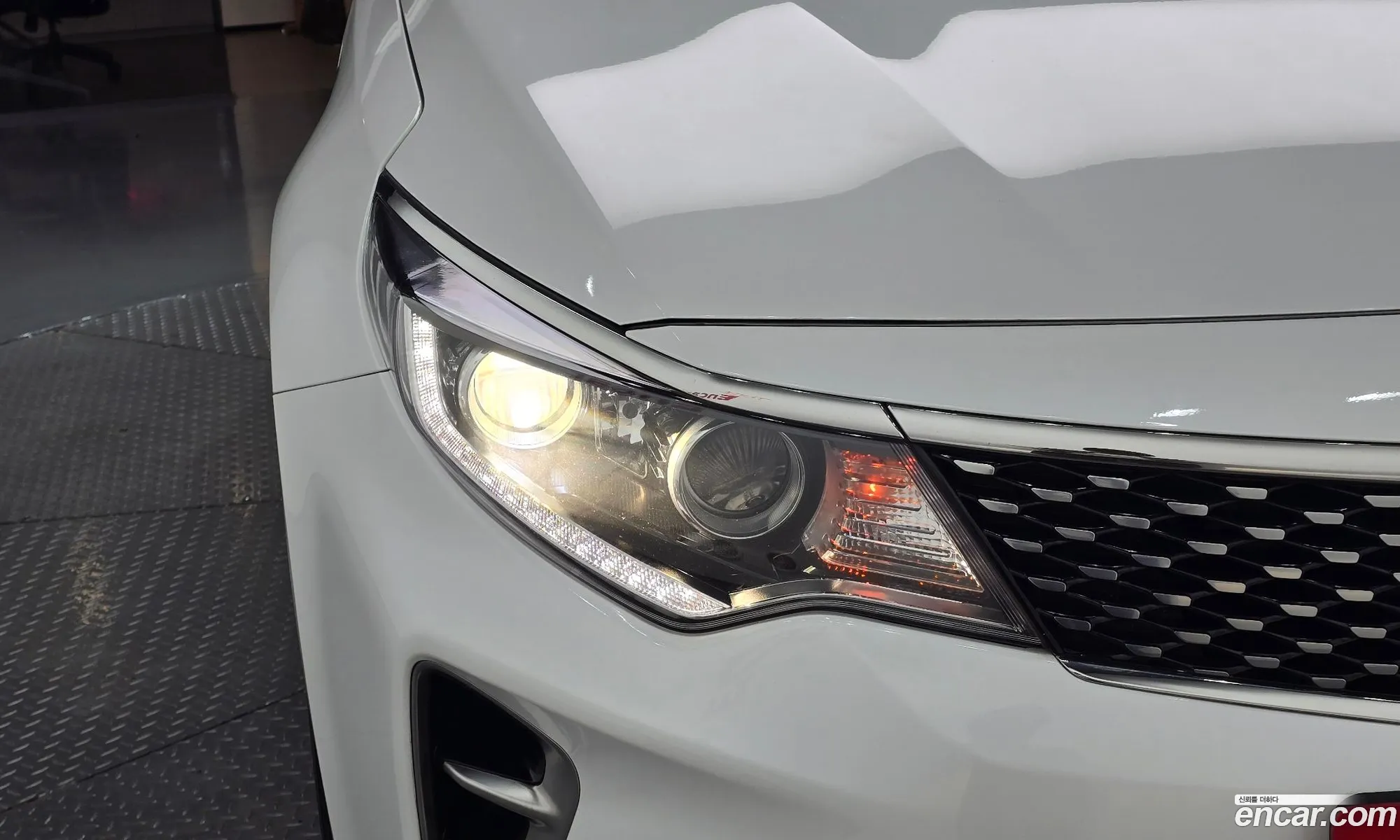 Kia K5 2016 KNAGX411BGA096078 — 21