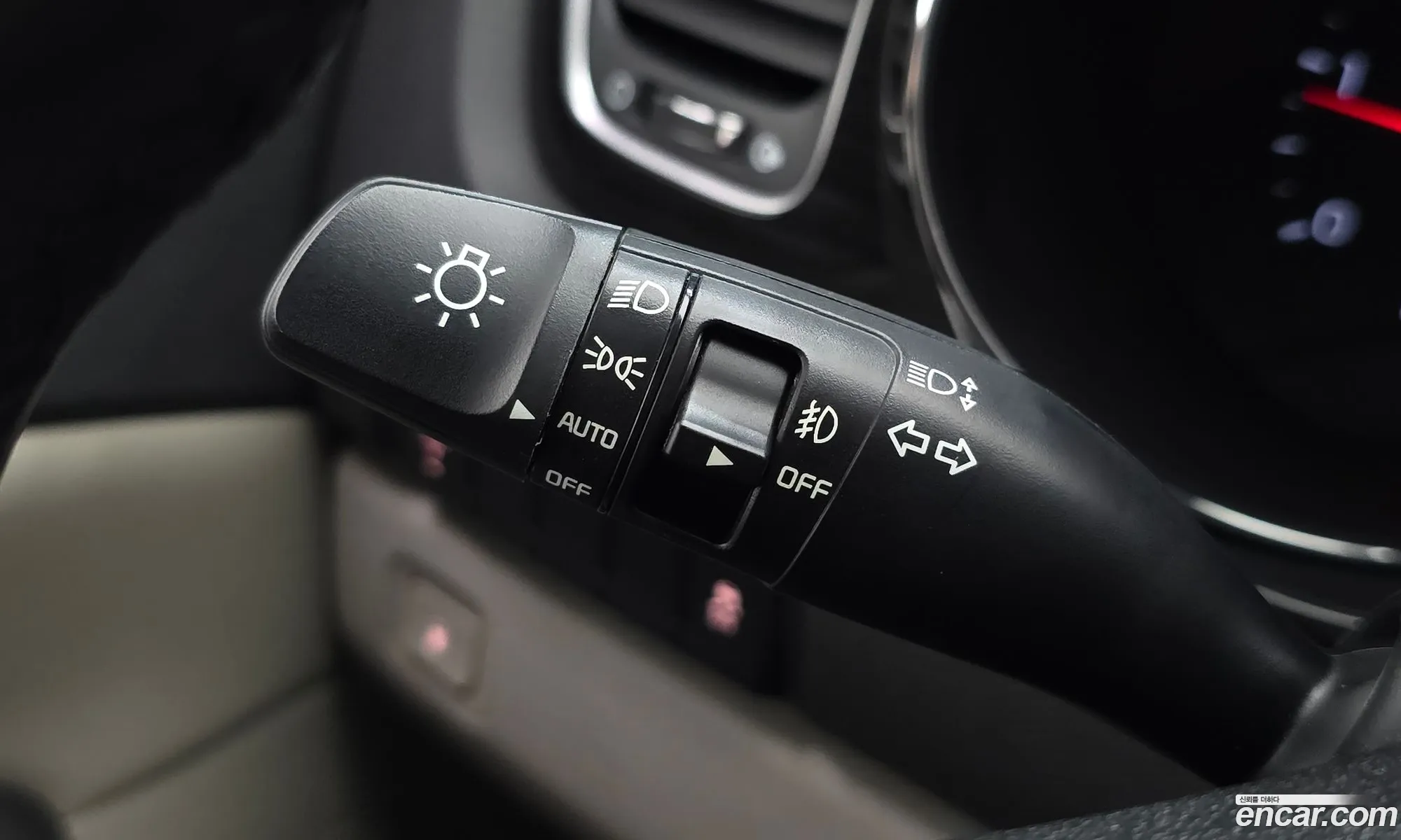 Kia Carnival 2020 — 35