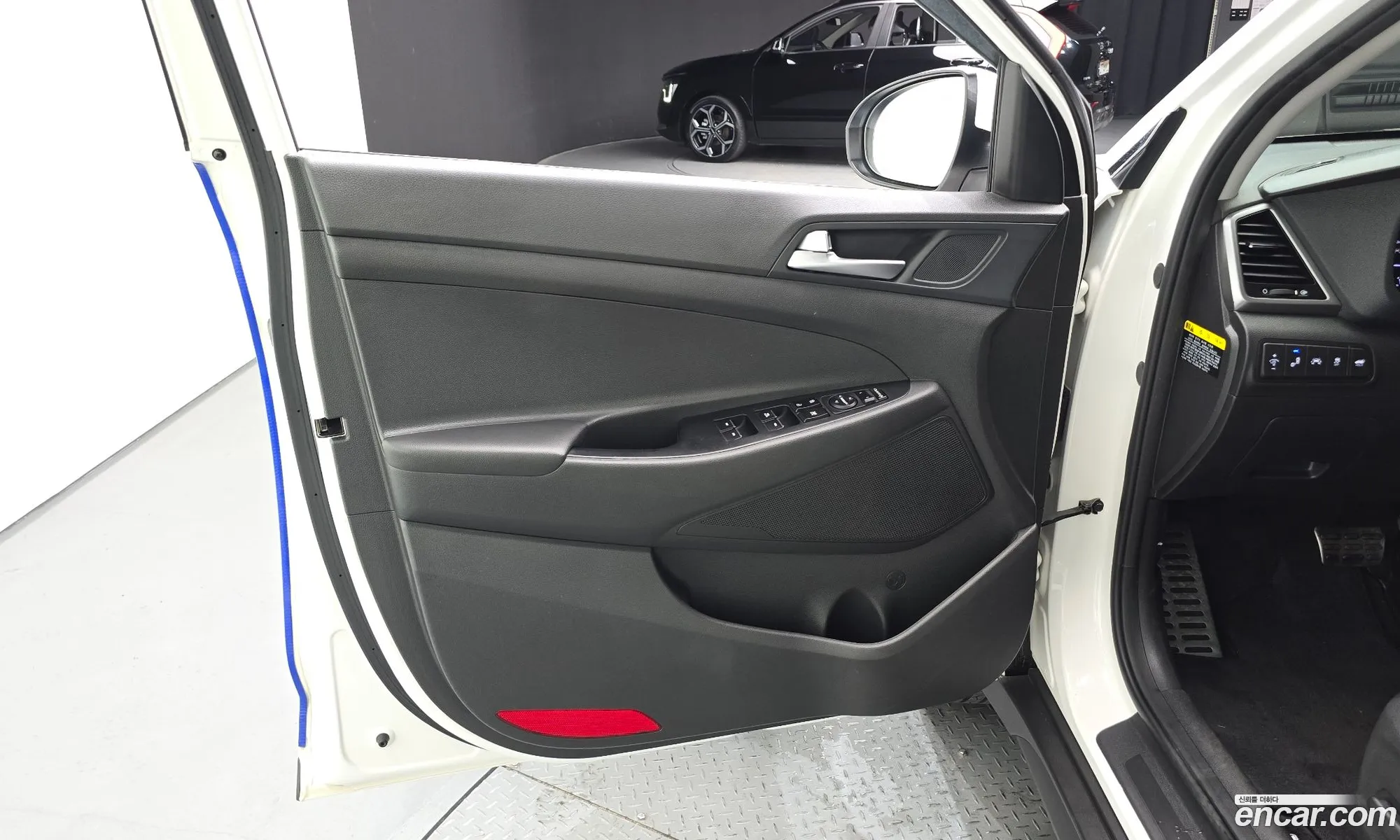Hyundai Tucson 2017 KMHJ381ABJU552113 — 21