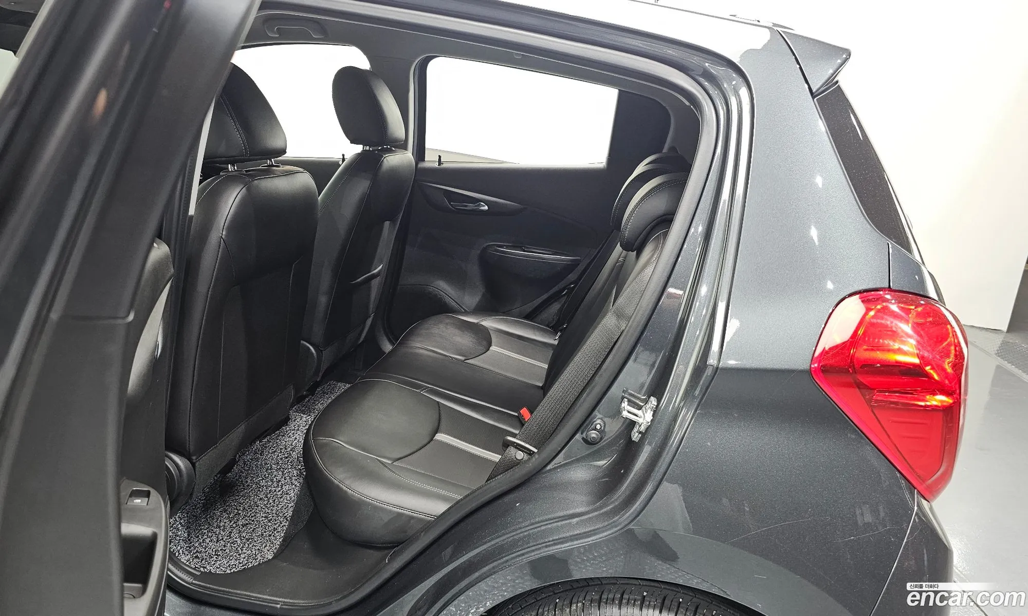 Chevrolet (GM Daewoo) Spark 2021 KLYDC487DNC001461 — 14