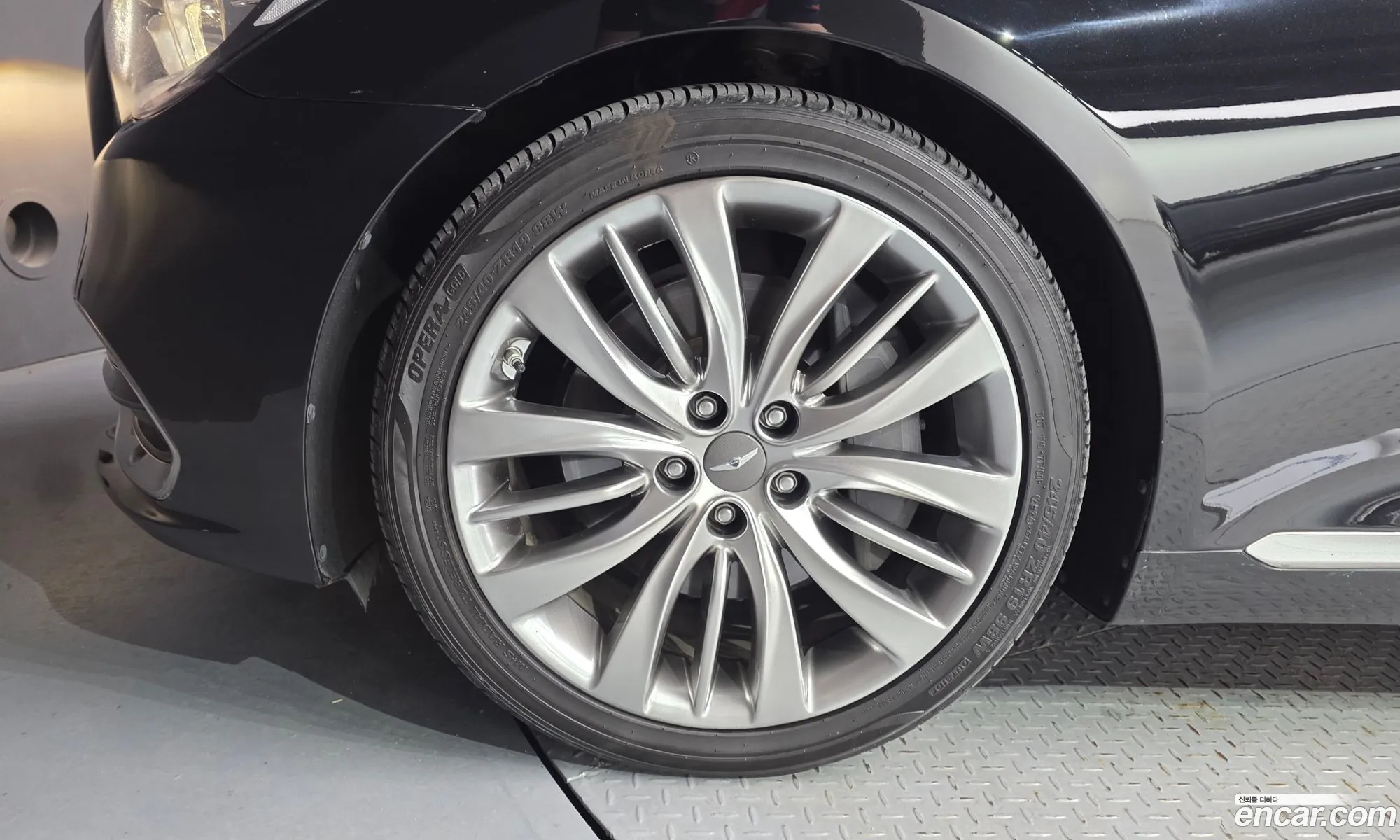 Genesis G80 2016 KMHGM41DDHU200095 — 16