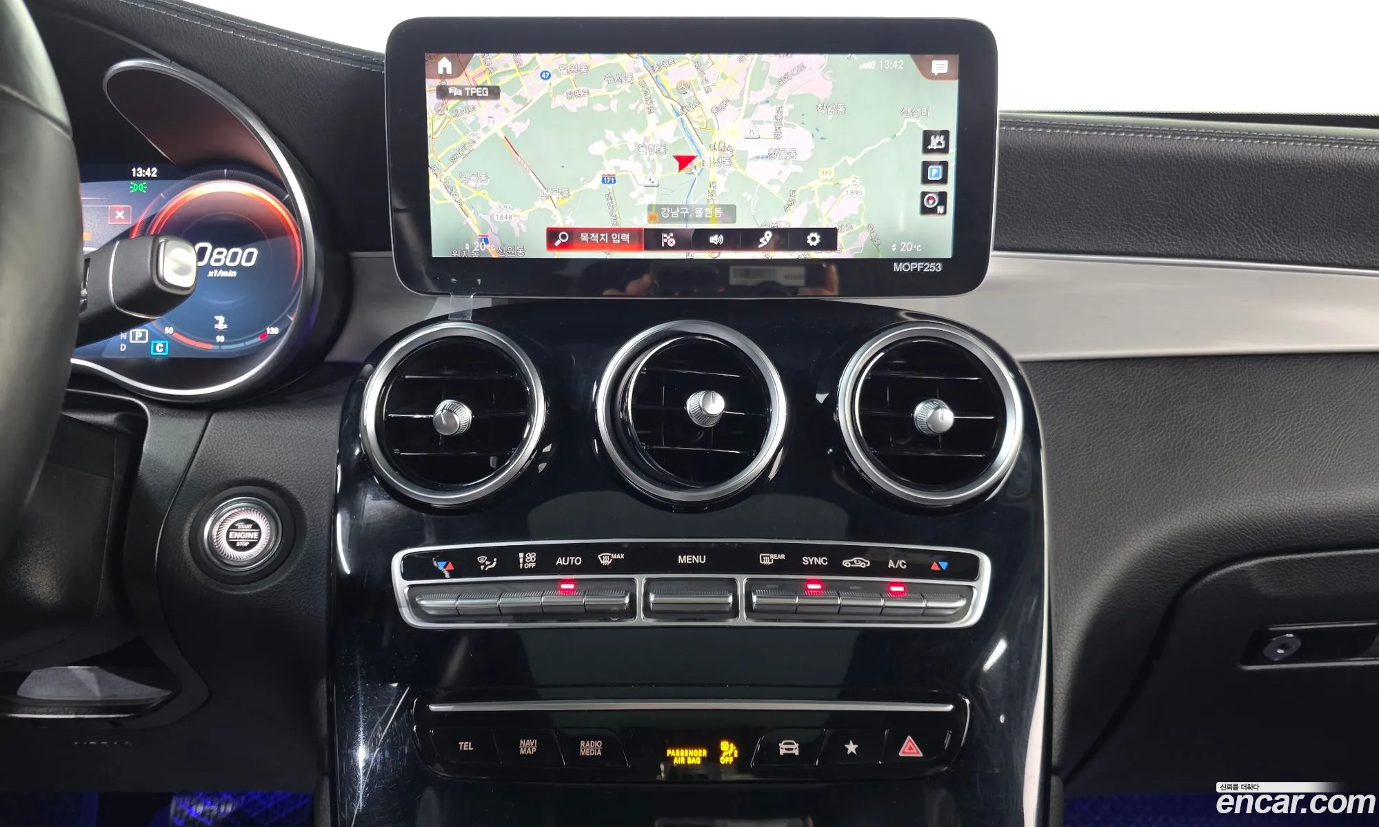 Mercedes-Benz GLC-Class X253 2021 — 30