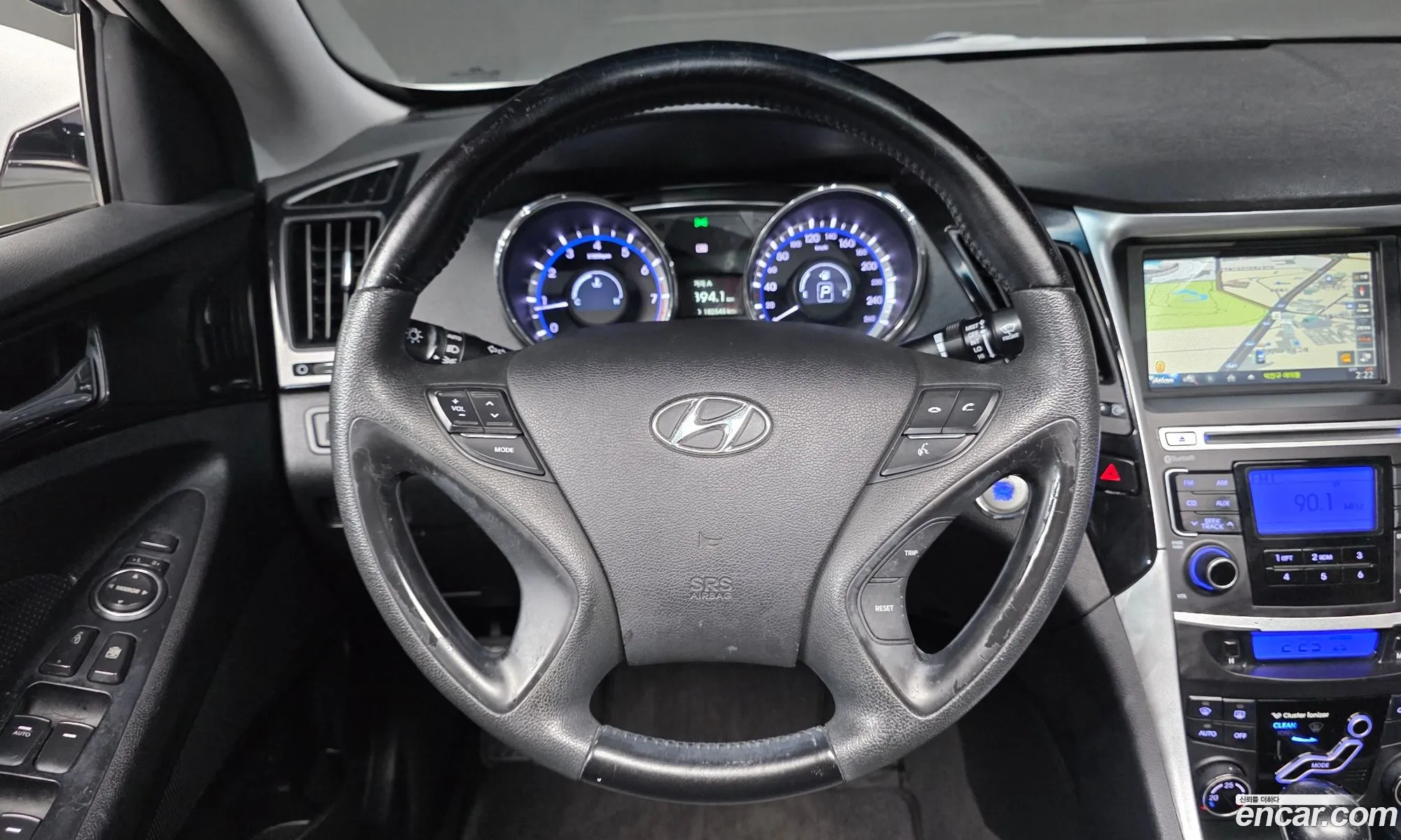 Hyundai YF Sonata 2010 KMHEC41MBAA118955 — 18