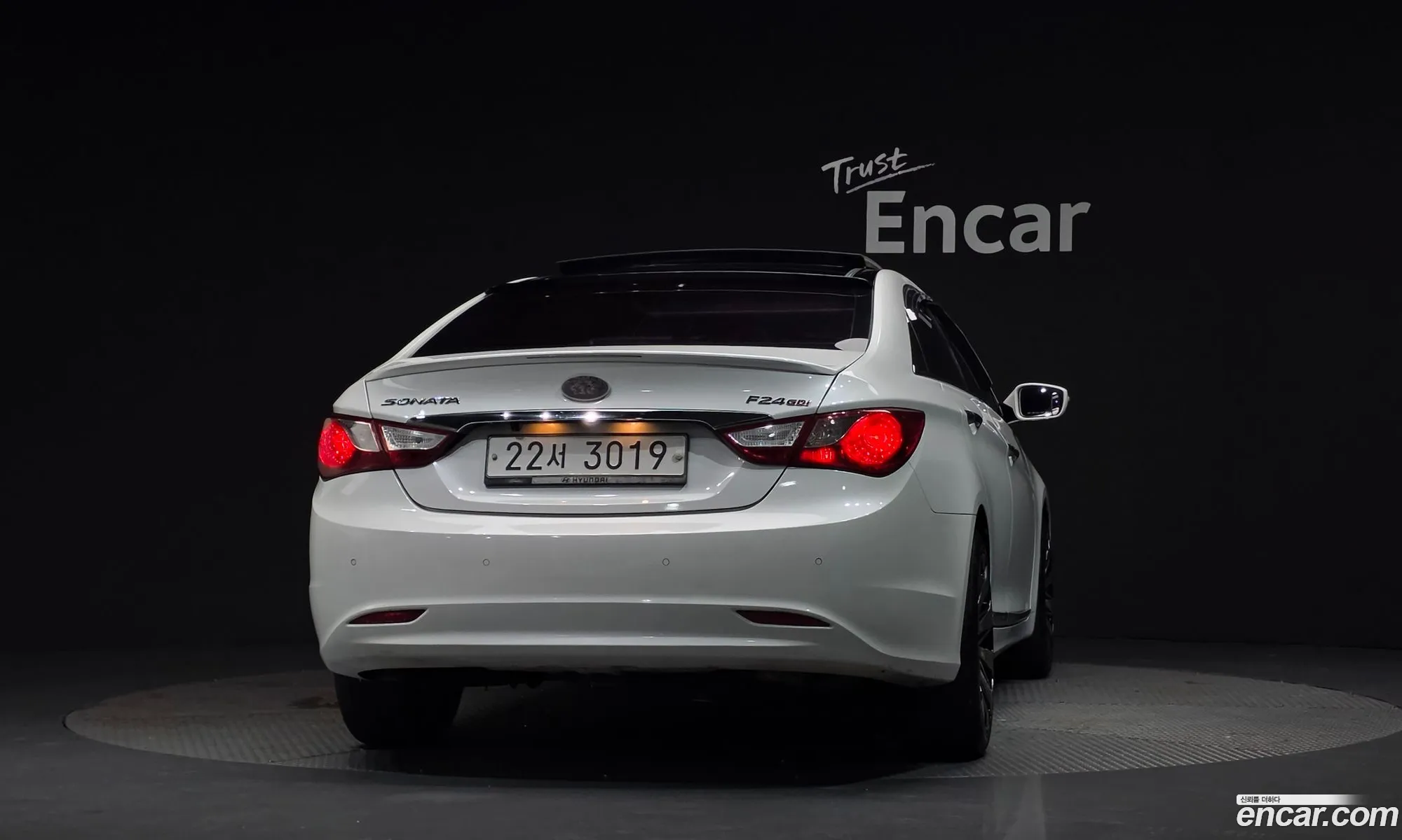 Hyundai YF Sonata 2010 KMHEC41MBAA118955 — 7