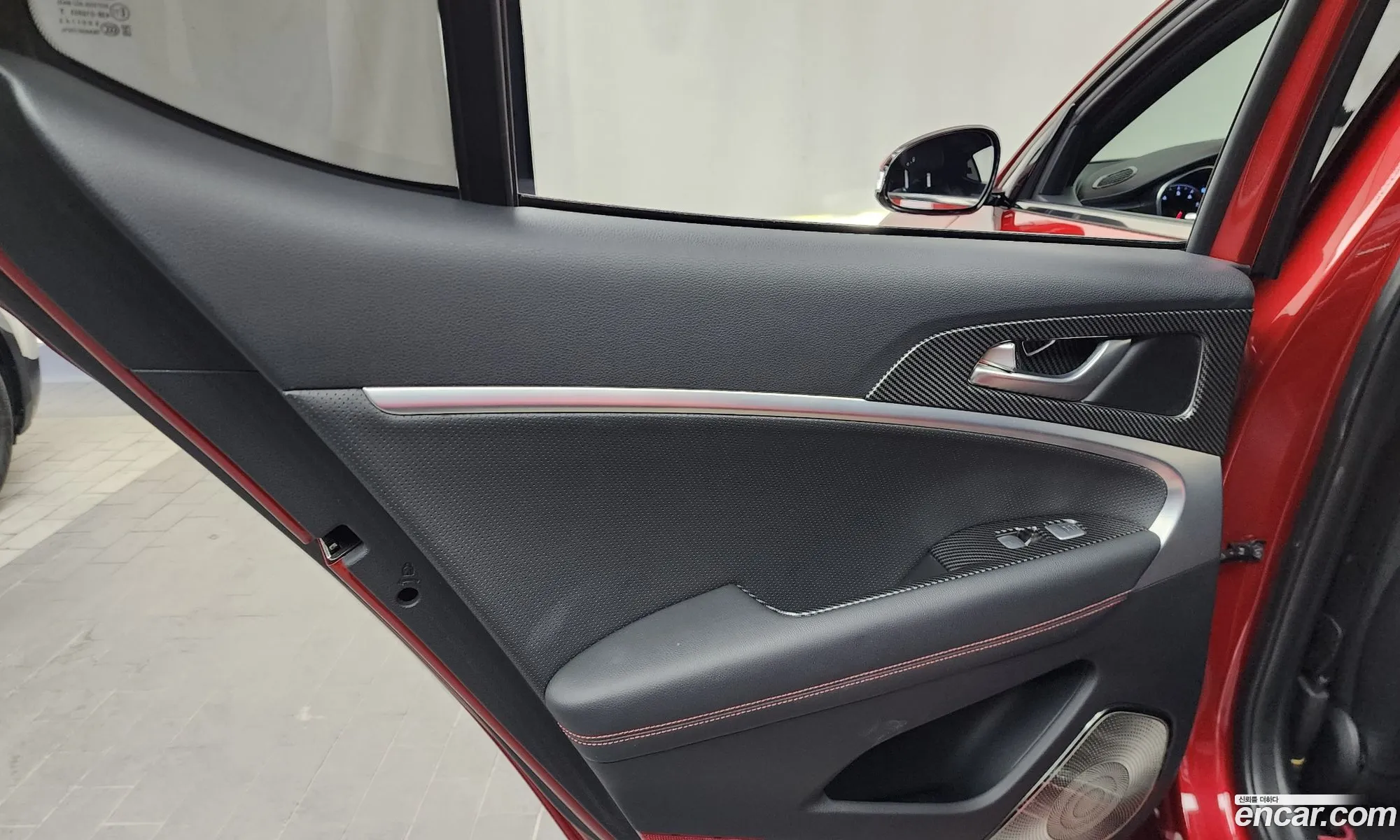 Genesis G70 2019 KMTG341ADKU047442 — 12
