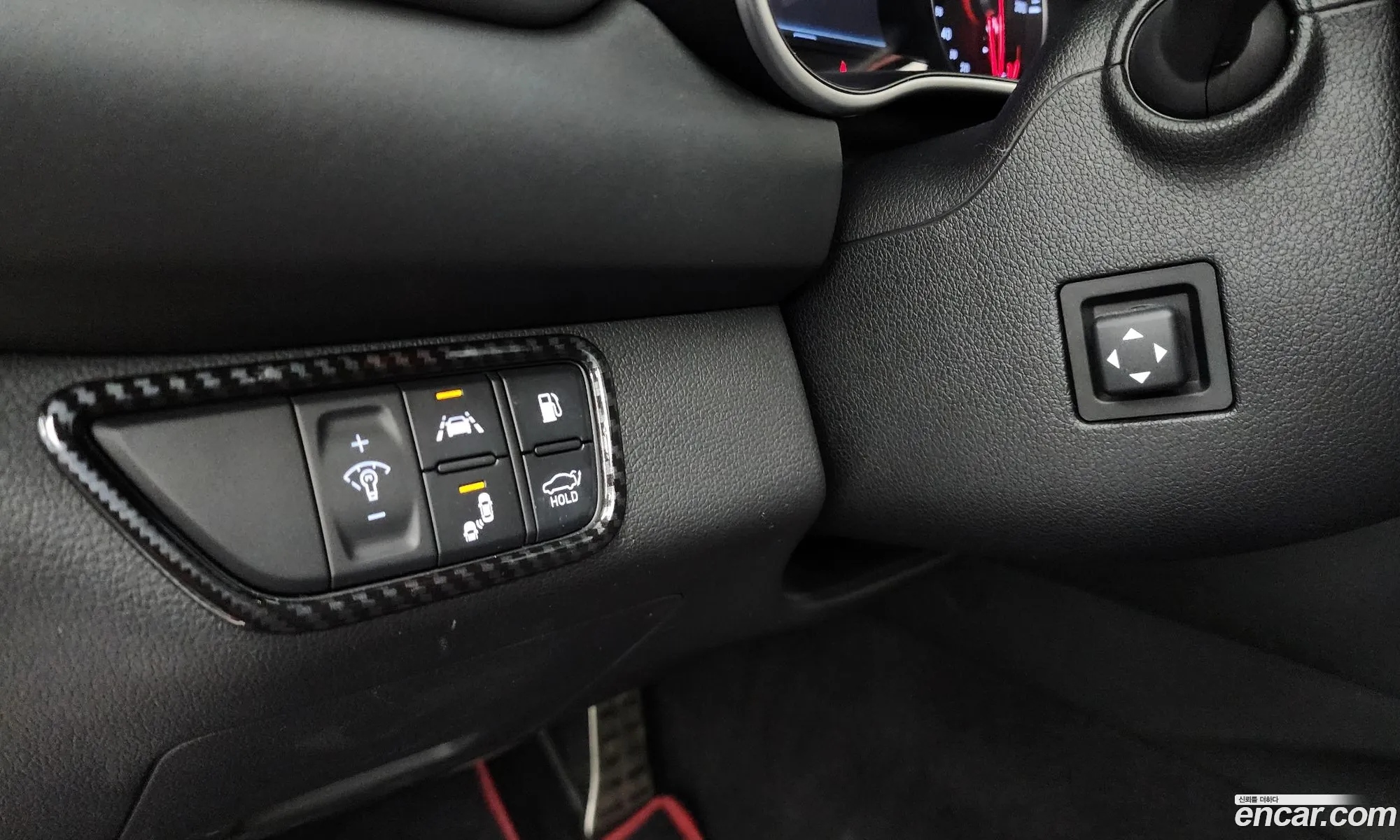 Genesis G70 2019 KMTG341ADKU047442 — 28